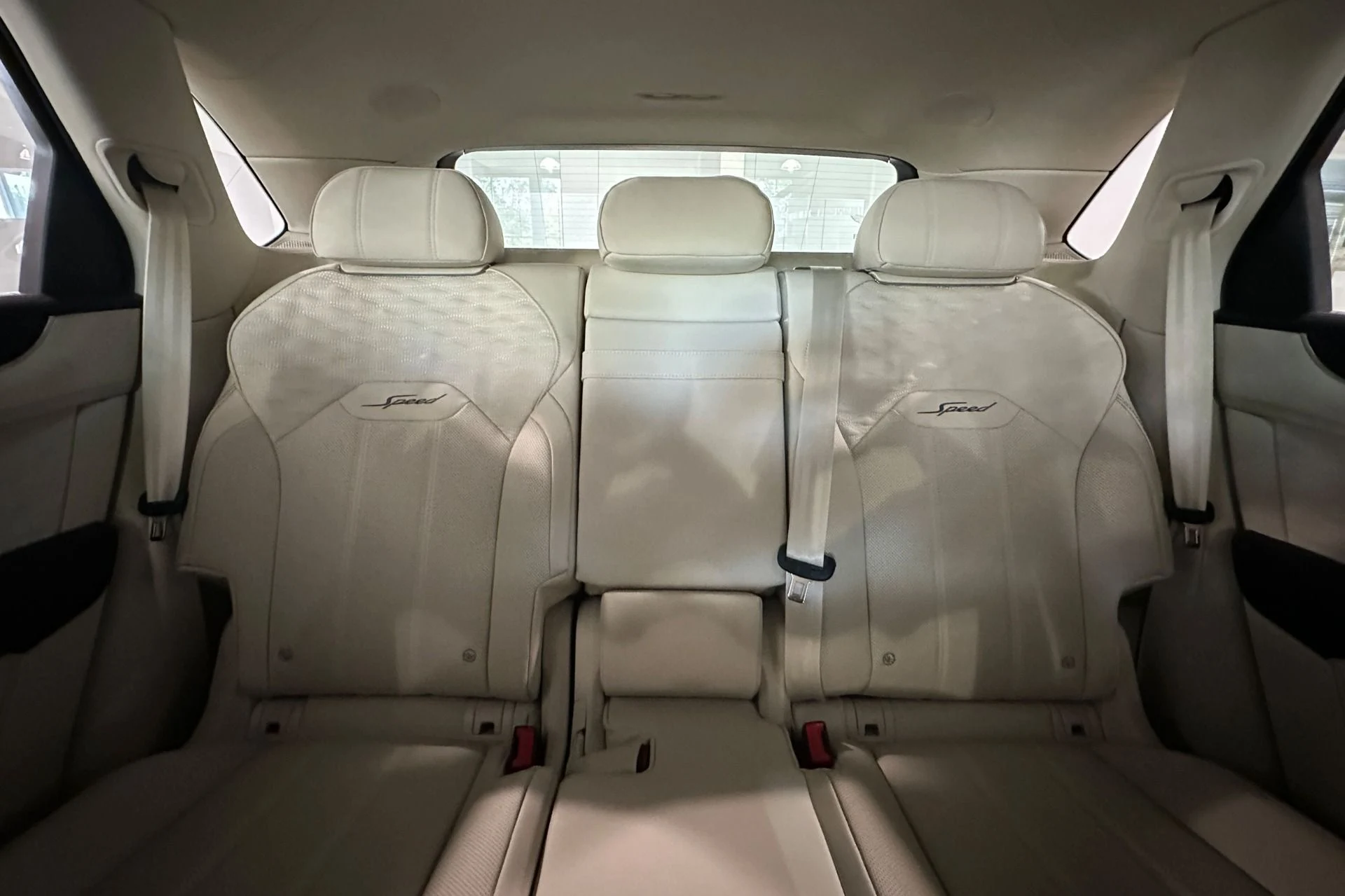 mph014_2652256505_New_2027_Bentley_Bentayga_Speed_1790242950_379790aa27
