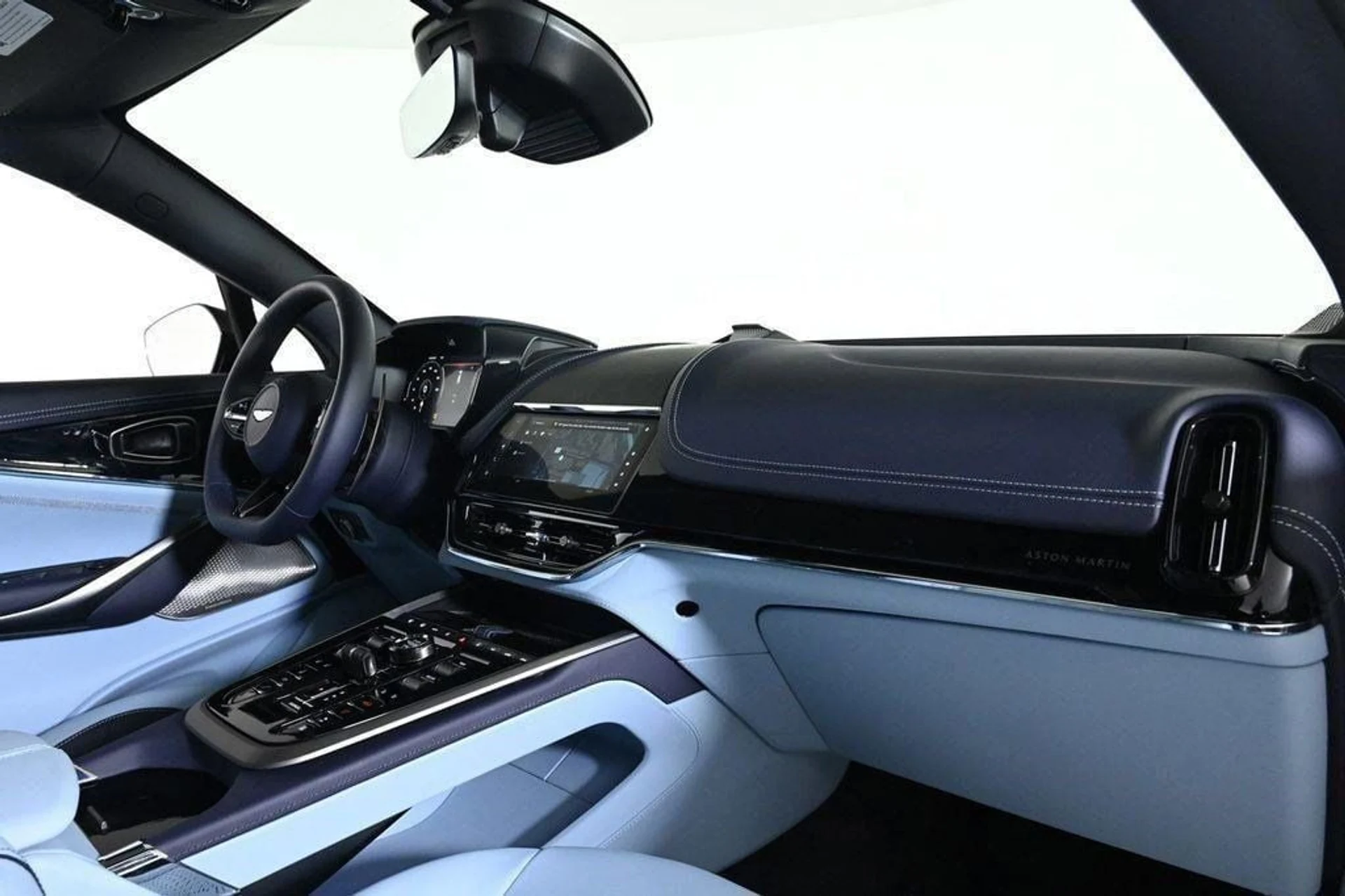 mph014_265244638_new_2025_aston_martin_dbx_707awd_11350_22854658_14_1024_3aeb45553b