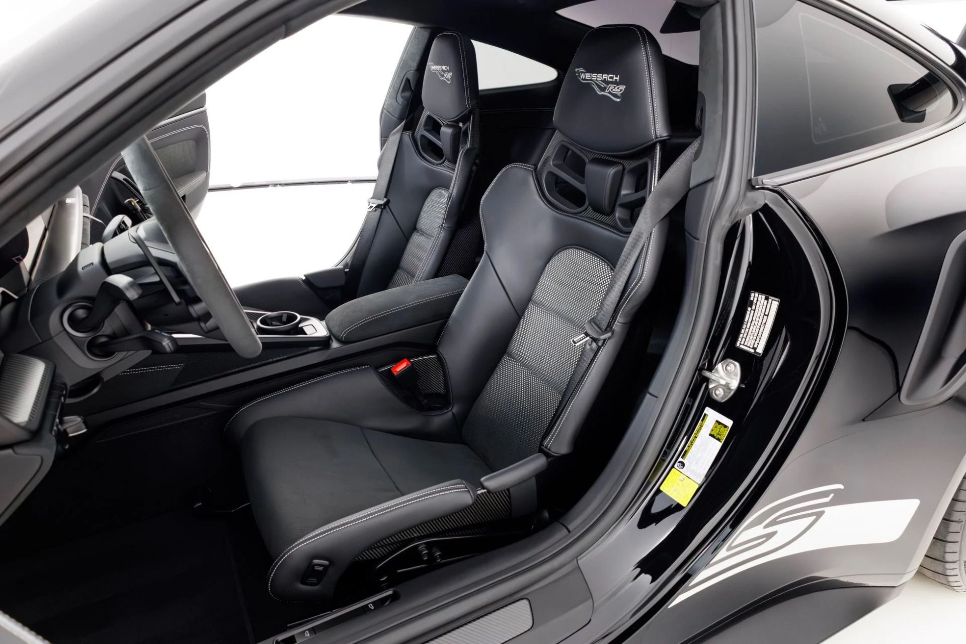 mph014_2657470210_Used_2025_Porsche_911_GT_3_RS_1767383448_0533aa3ab2