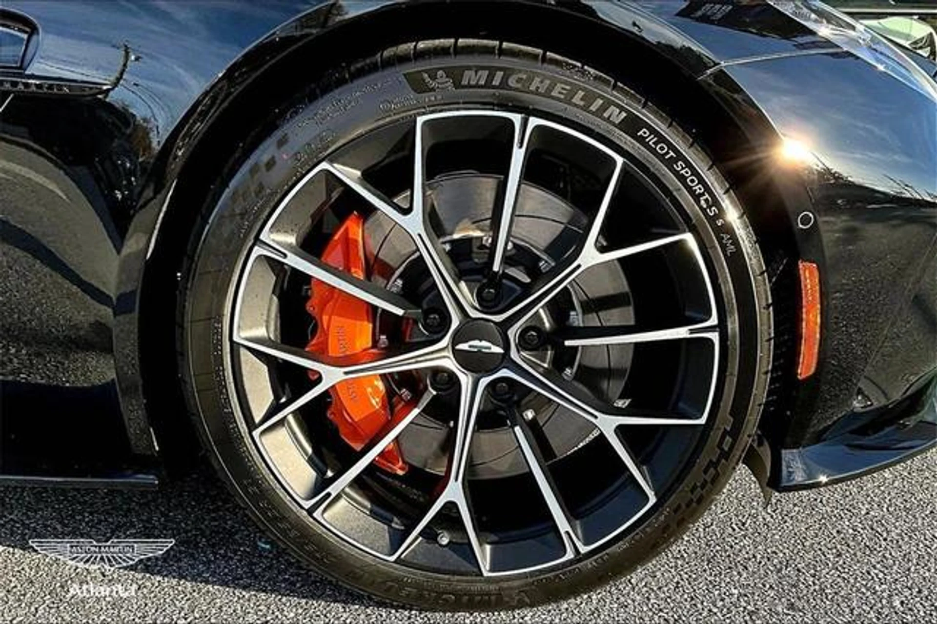 mph014_2660591059_r_Zyka_ZBN_0bjg6800kl_Wji_Y7_SU_Mw_91131dcdce