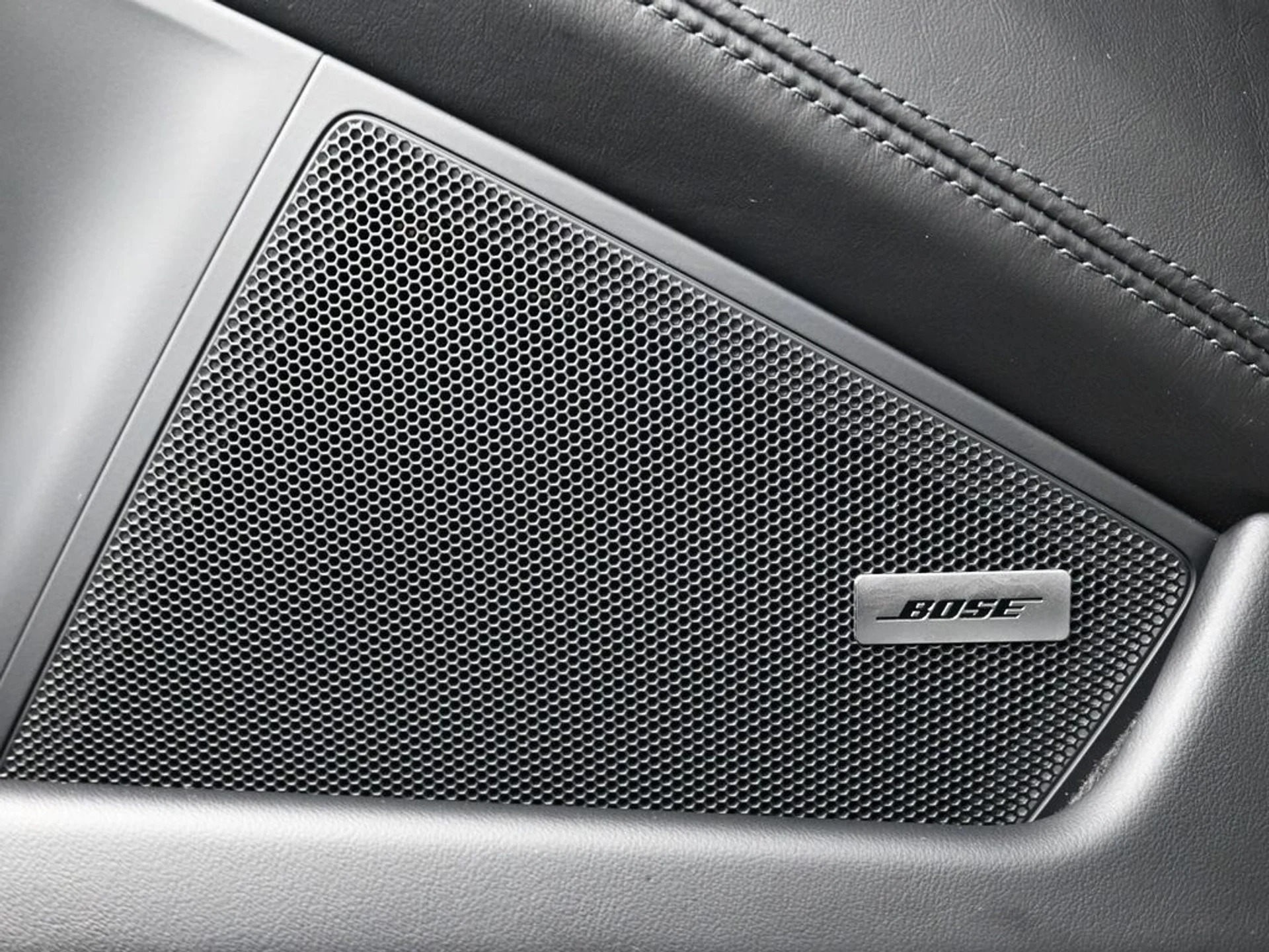 mph014_2660801577_8107e65b3f9426f5529304b66ef641fax_749190c934