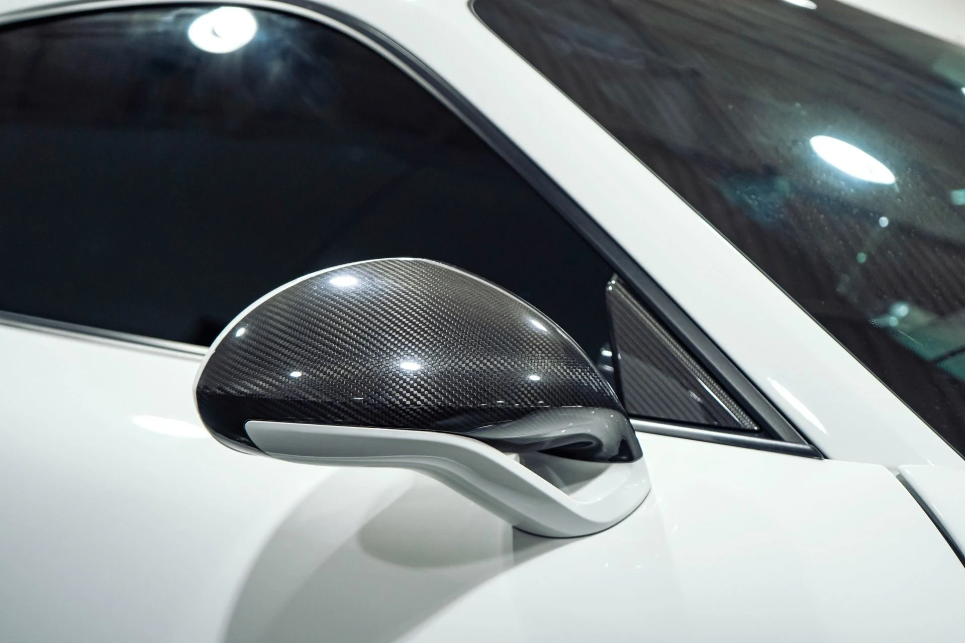 mph014_2671211192_Used_2018_Porsche_911_Turbo_S_212k_MSRP_50000_in_Tasteful_Upgrades_1771453047_5be7b403a0