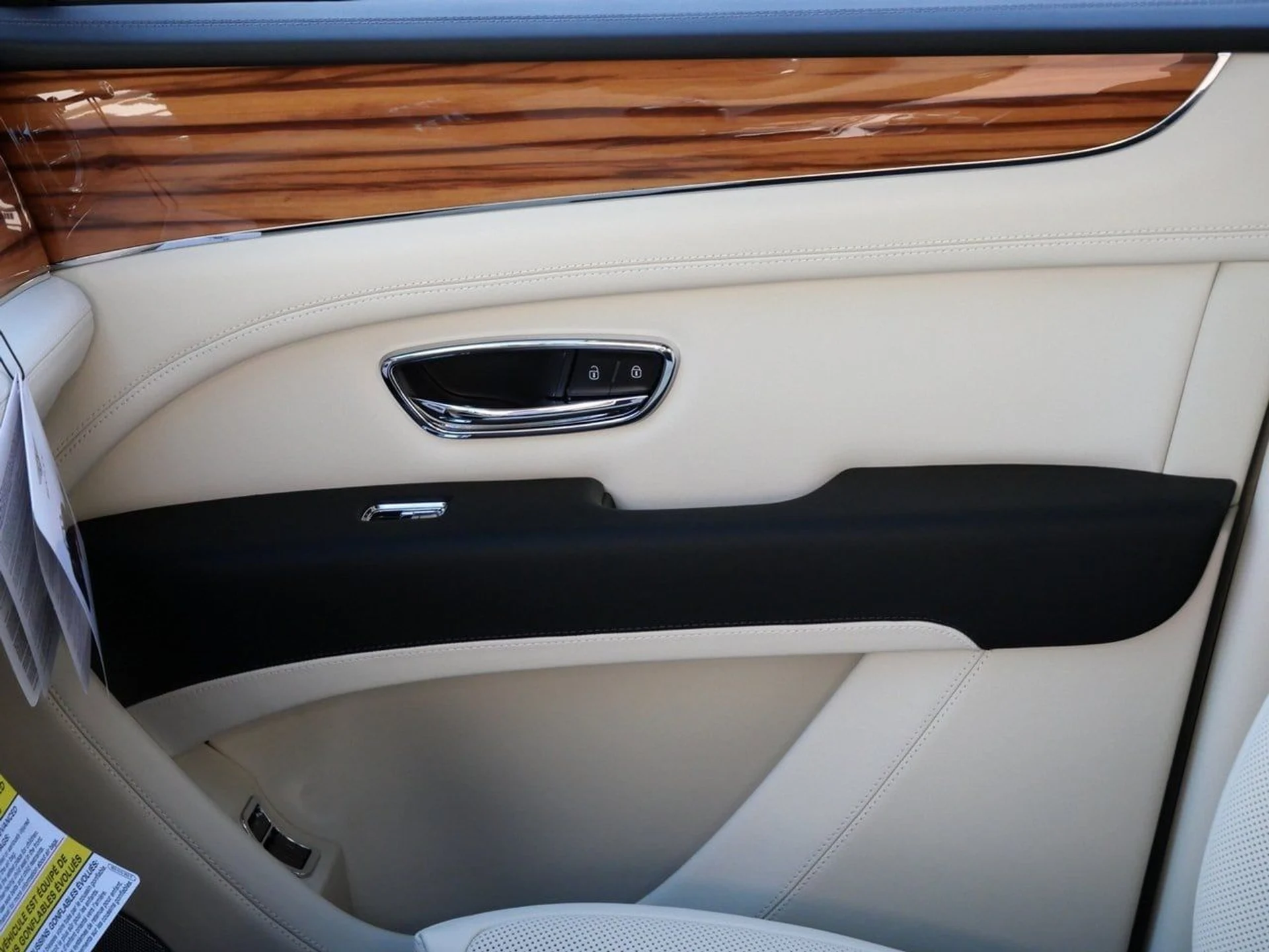 mph014_2671707139_eef6546fb612363e8dfa96ad1cb29622x_87e5ec35da