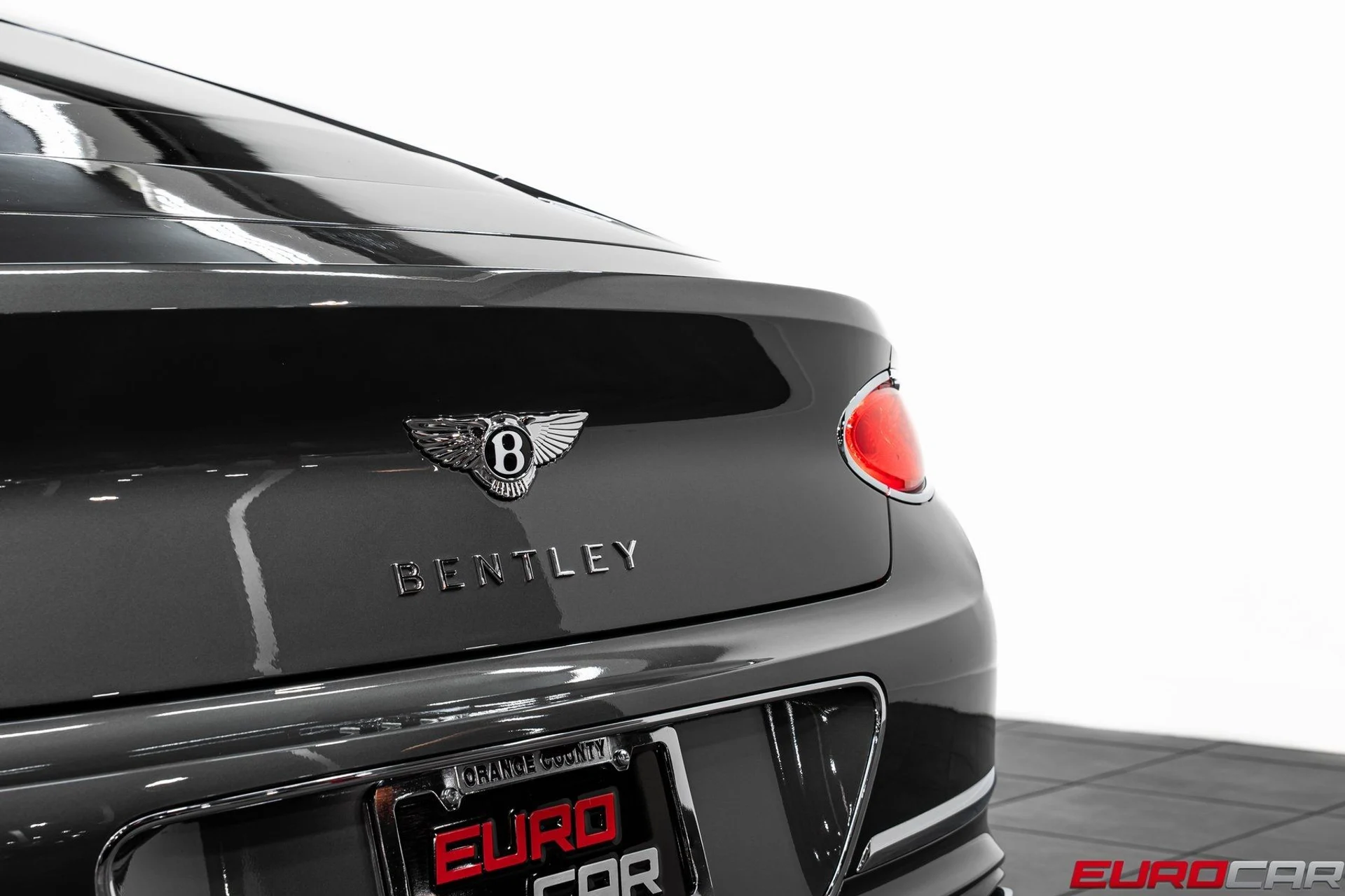 mph014_2677967635_image_15_46675616ea