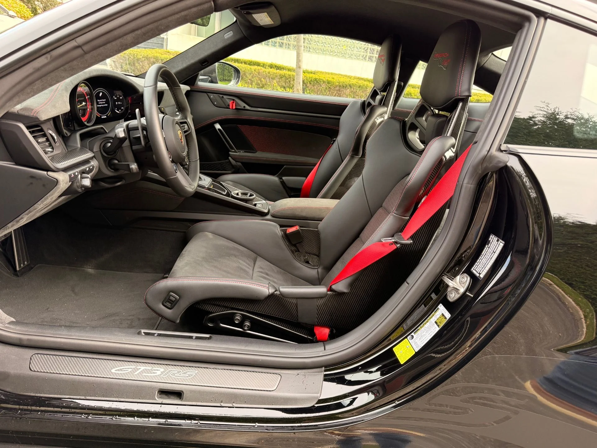 mph014_2683567387_13100_p15_l_8492a99c56