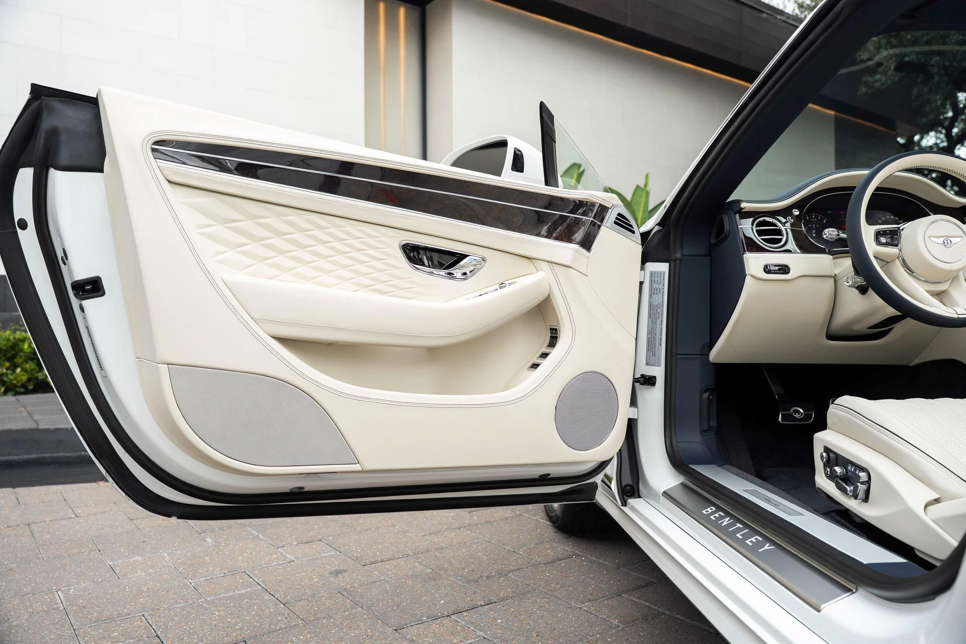 mph014_2684130446_470961996_69312a48437575d81983740e_90a6f2f7d1