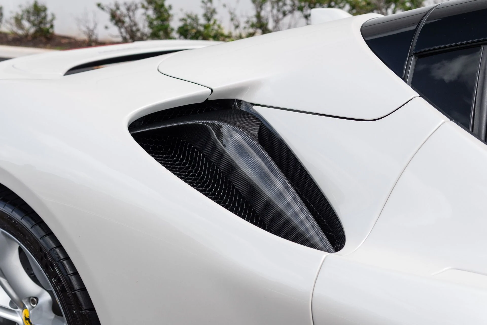 mph014_2695649418_Used_2024_Ferrari_SF_90_Spider_1774069199_701b6fb223