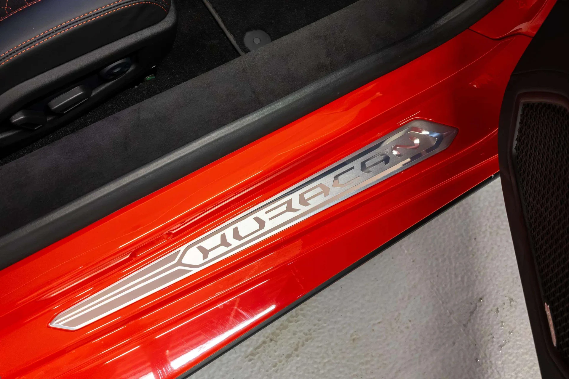 mph014_2696113029_c097516e_699d_43a1_8ce2_a413c8c1f638_202320_Lamborghini20_Huracan20_Technica2028_ZHWCB_6_ZF_5_PLA_2458729_16_d2ce1954ad
