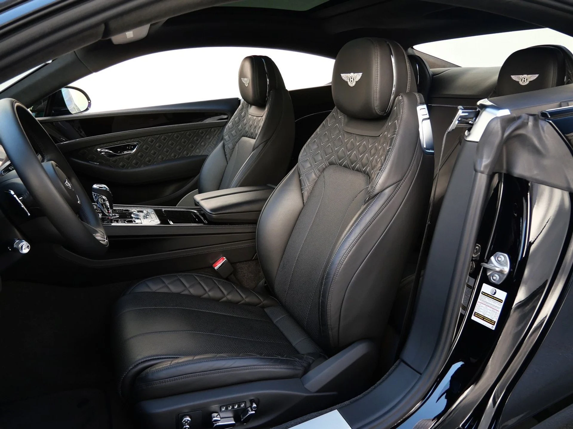 mph014_2699549576_d94315fe0ca9485e86b24d85470d2d5d_fbbe8e603f