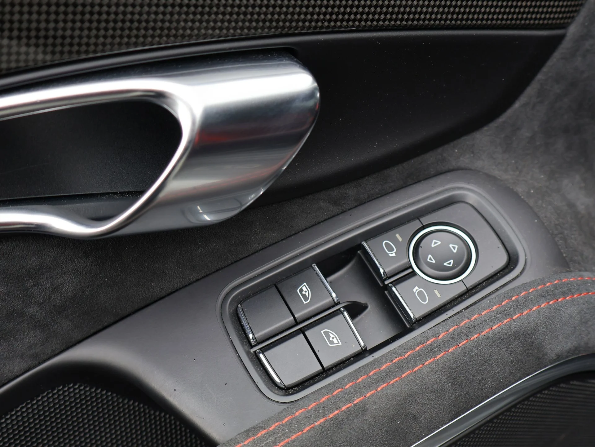 mph014_2699849989_c3e7c0aaaefaa5adc638d23349d89078_ab0d4a4236