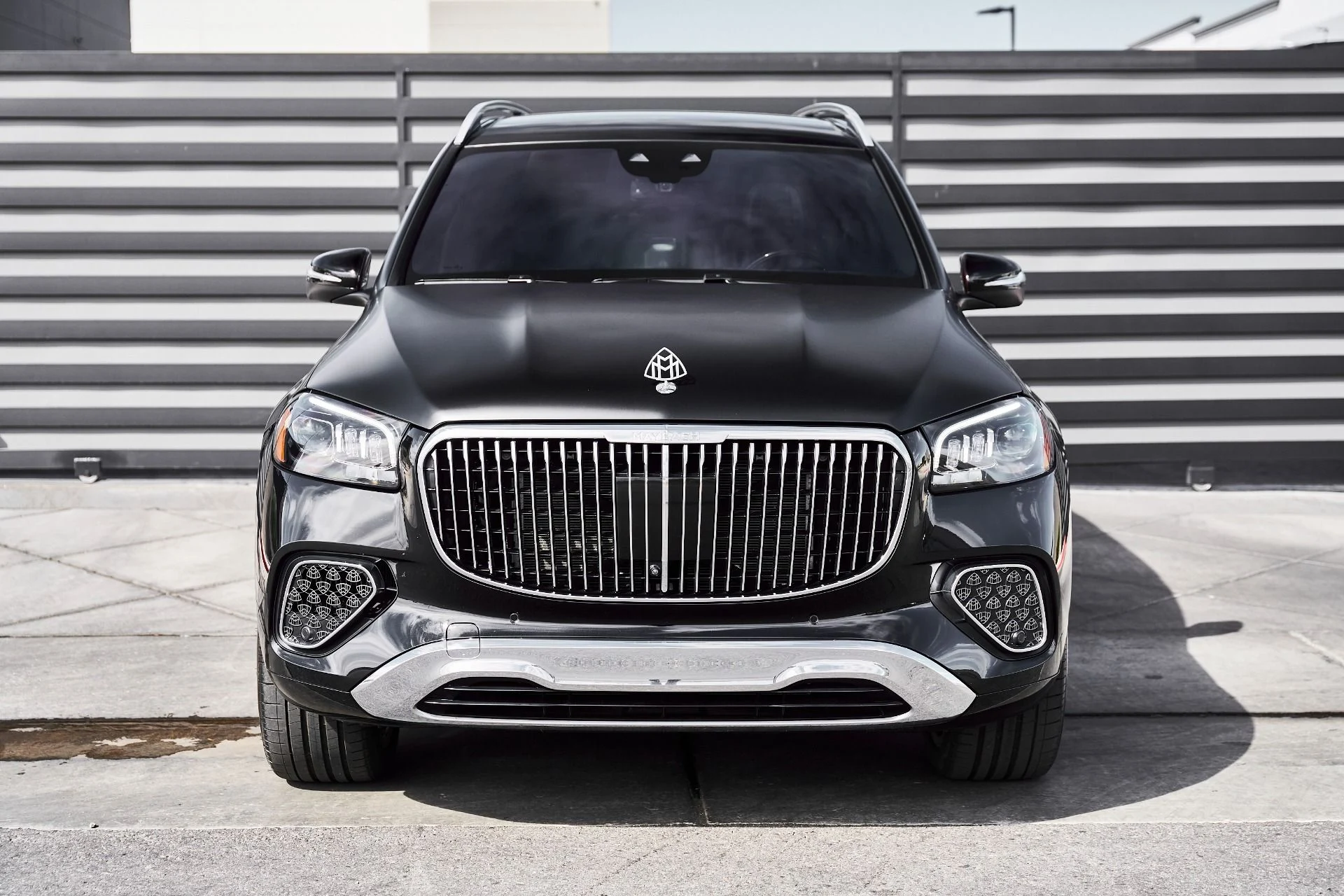 mph014_2700234985_Used_2024_Mercedes_Benz_GLS_Maybach_GLS_600_1773530589_ff7a9ccc70