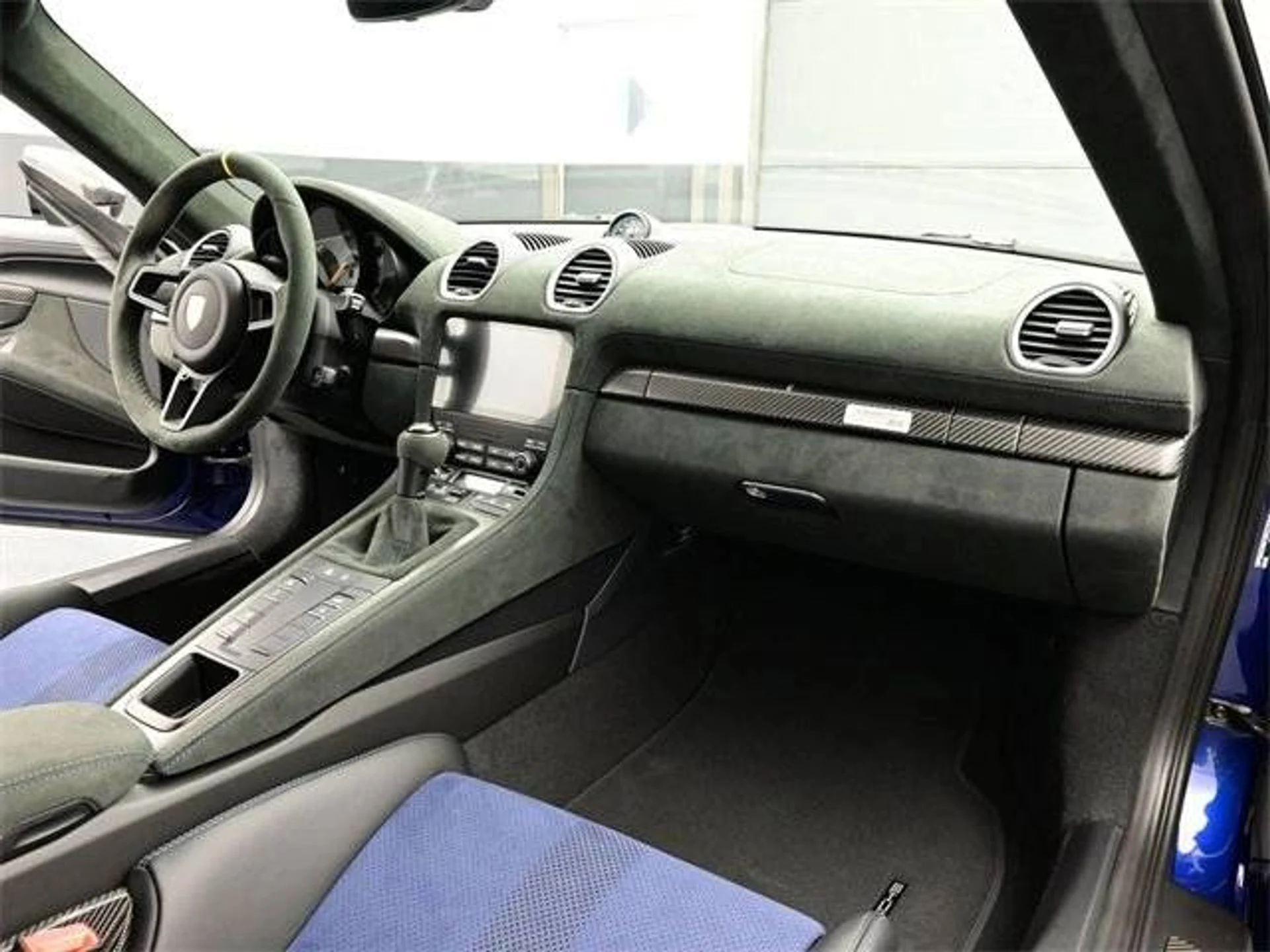 mph014_2701582287_60b7b1f54df113eb30d730a8aeb06333x_0737954725