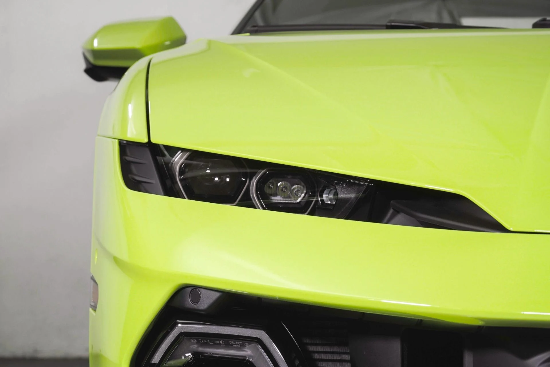 mph014_270479183_New_2026_Lamborghini_Temerario_1790615623_35e630666a