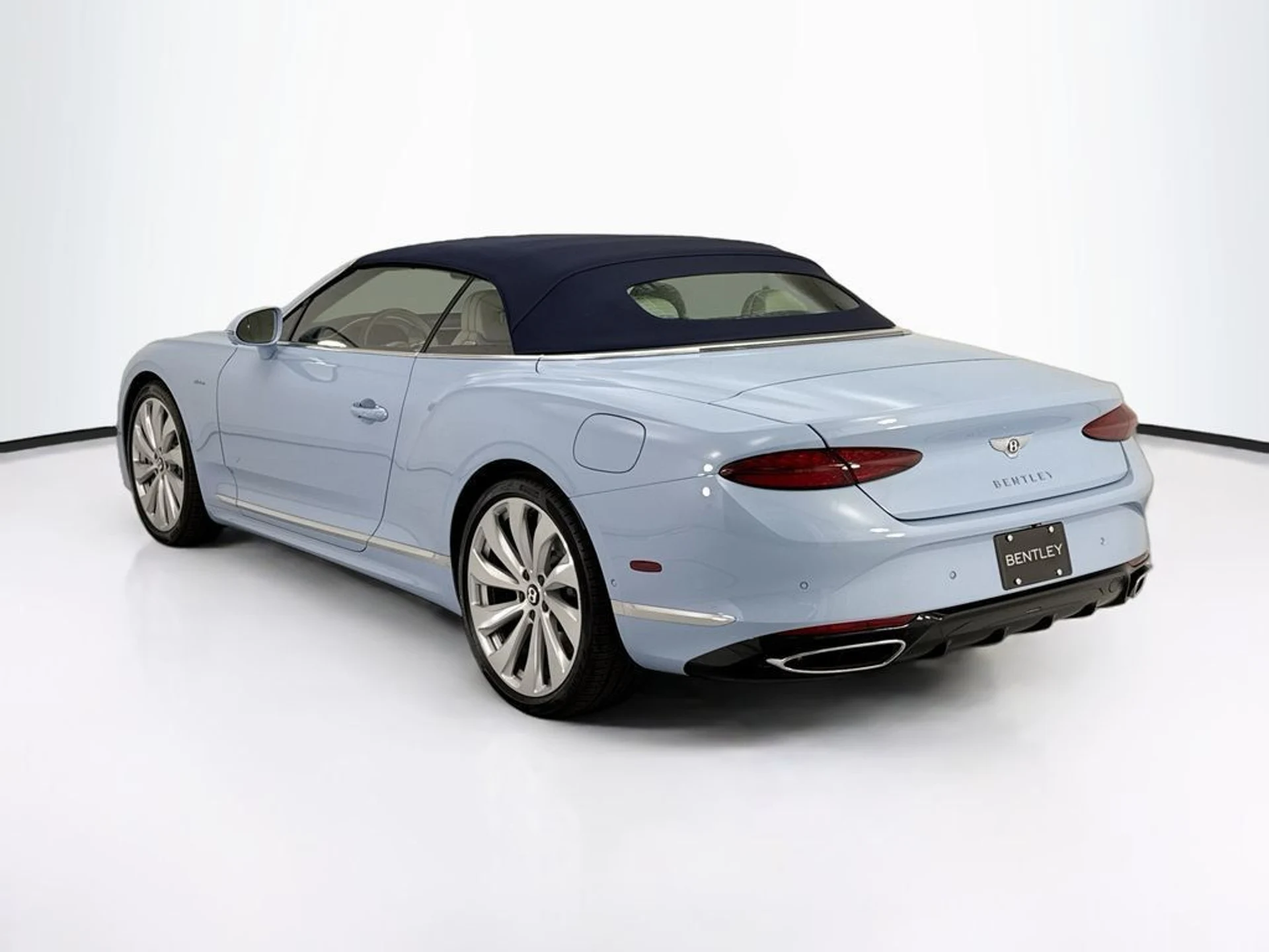 mph014_2708573677_new_2026_bentley_continental_gtc_8119_23033468_15_1024_65e6856892