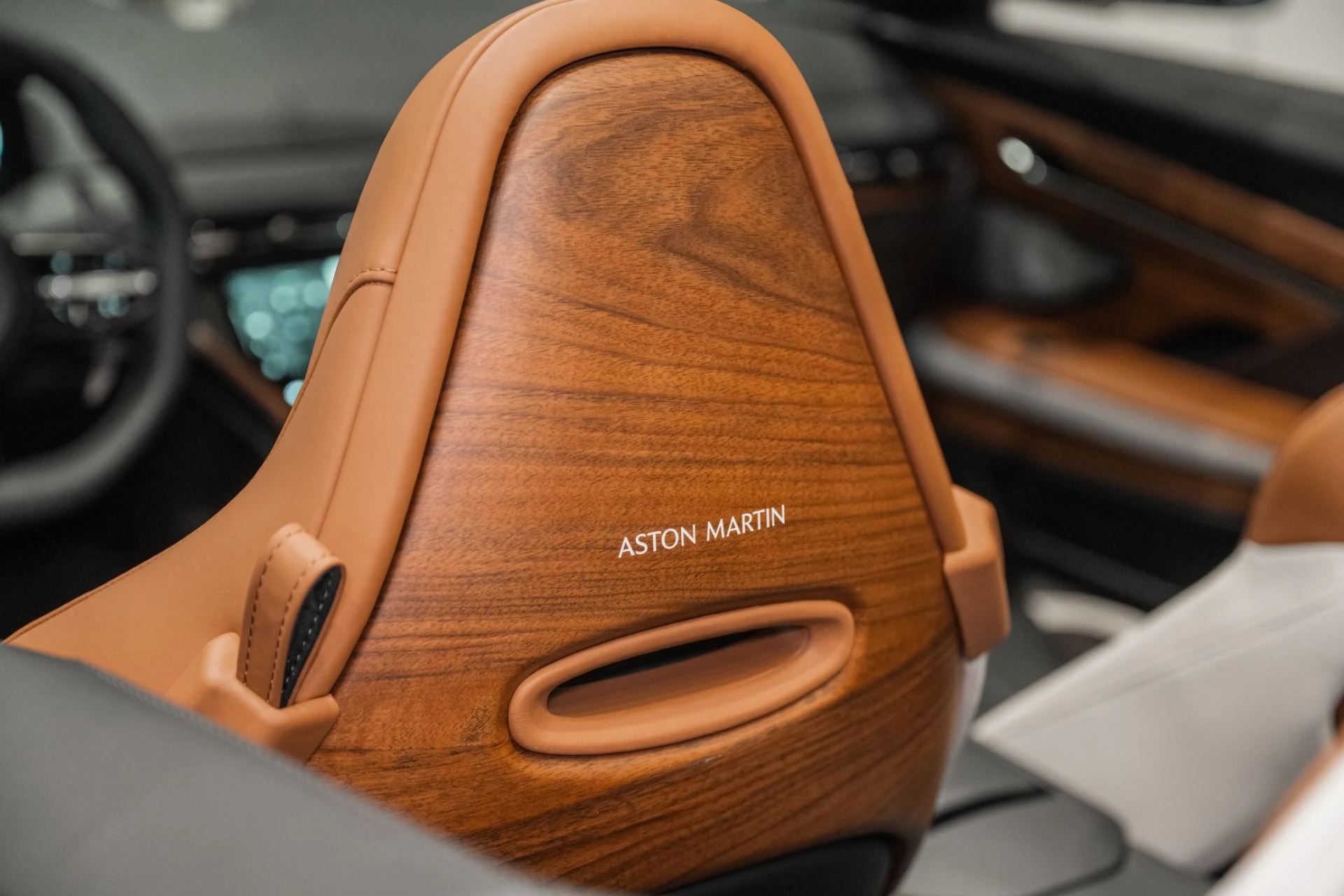 mph014_2709427499_New_2026_Aston_Martin_DB_12_Volante_1772211091_f24472105e