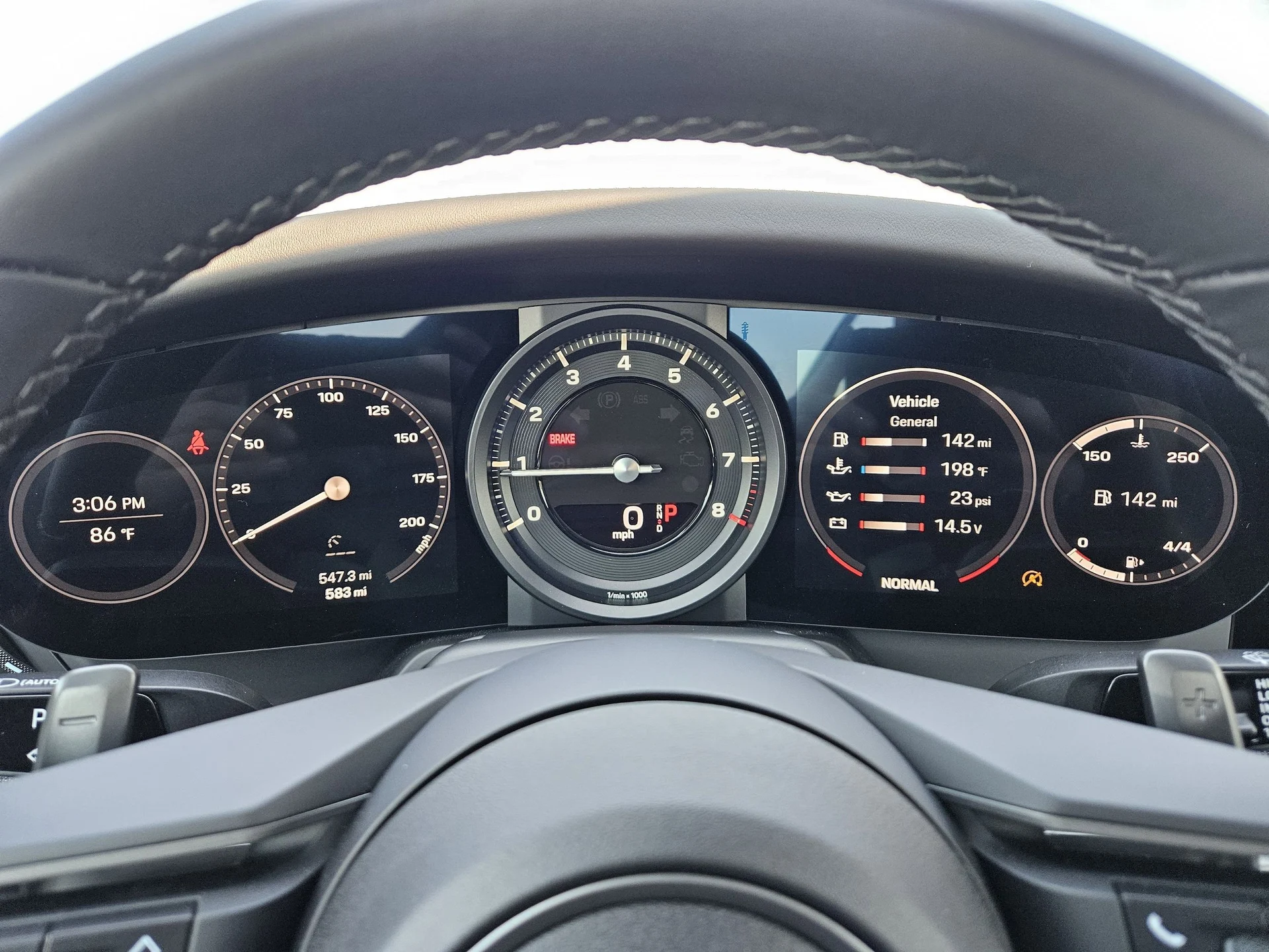 mph014_2715787380_55790e197c7e32c594a7e7415f80acbbx_976f90e2e9