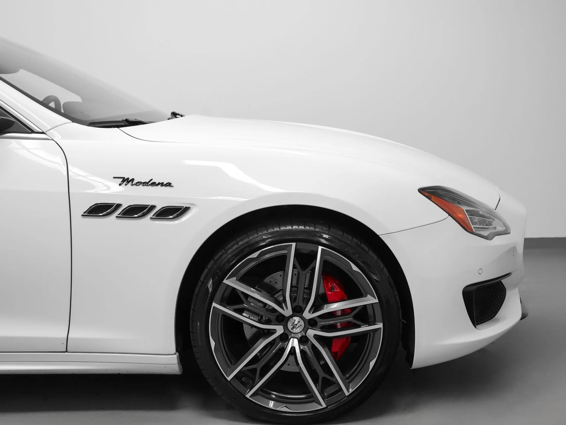 mph014_2721683805_15_475fef27f5