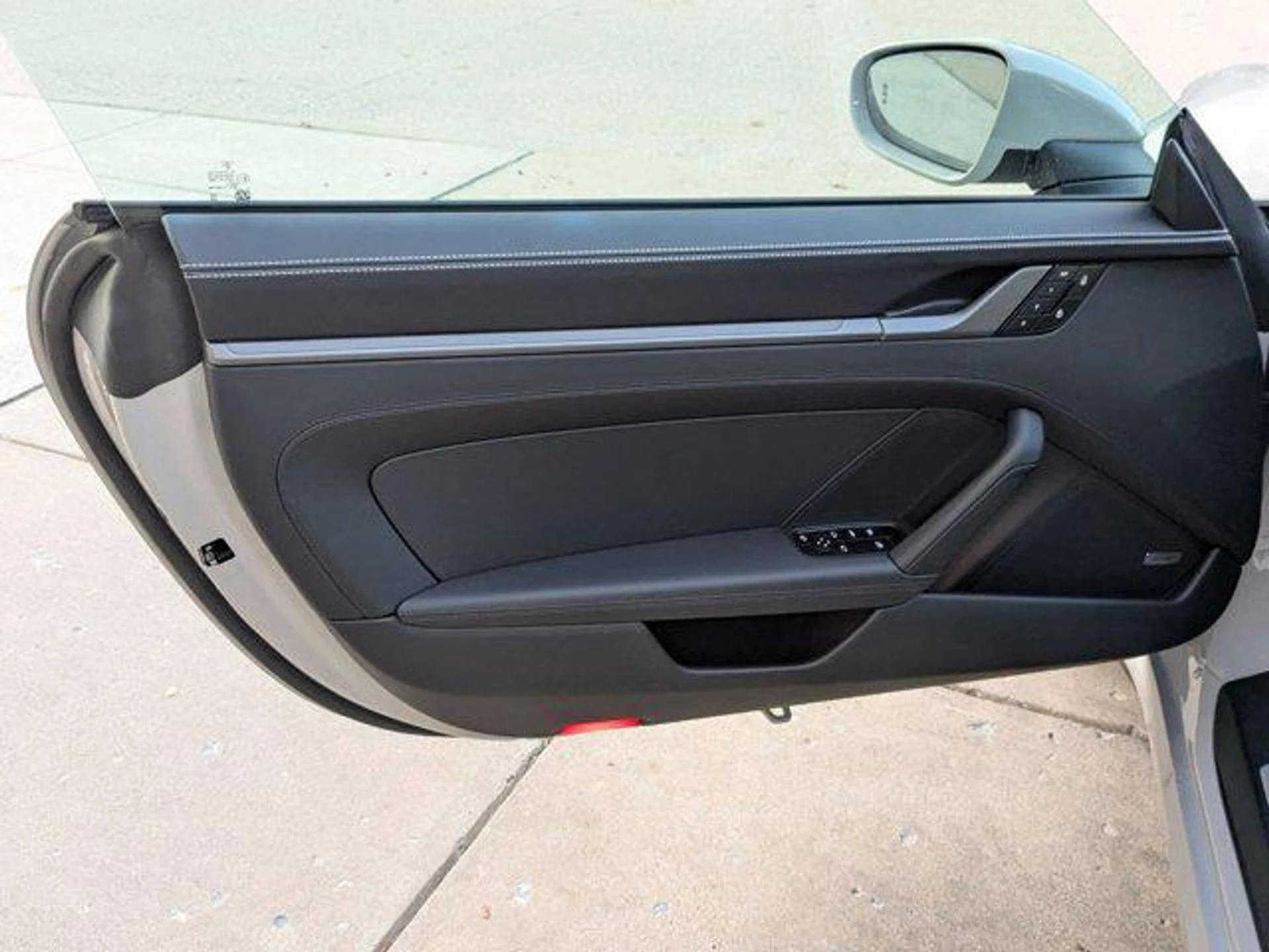 mph014_2721954149_Kxj1_Bce_Lqlx_D734apa8_EF_0v4_s_8a34475315