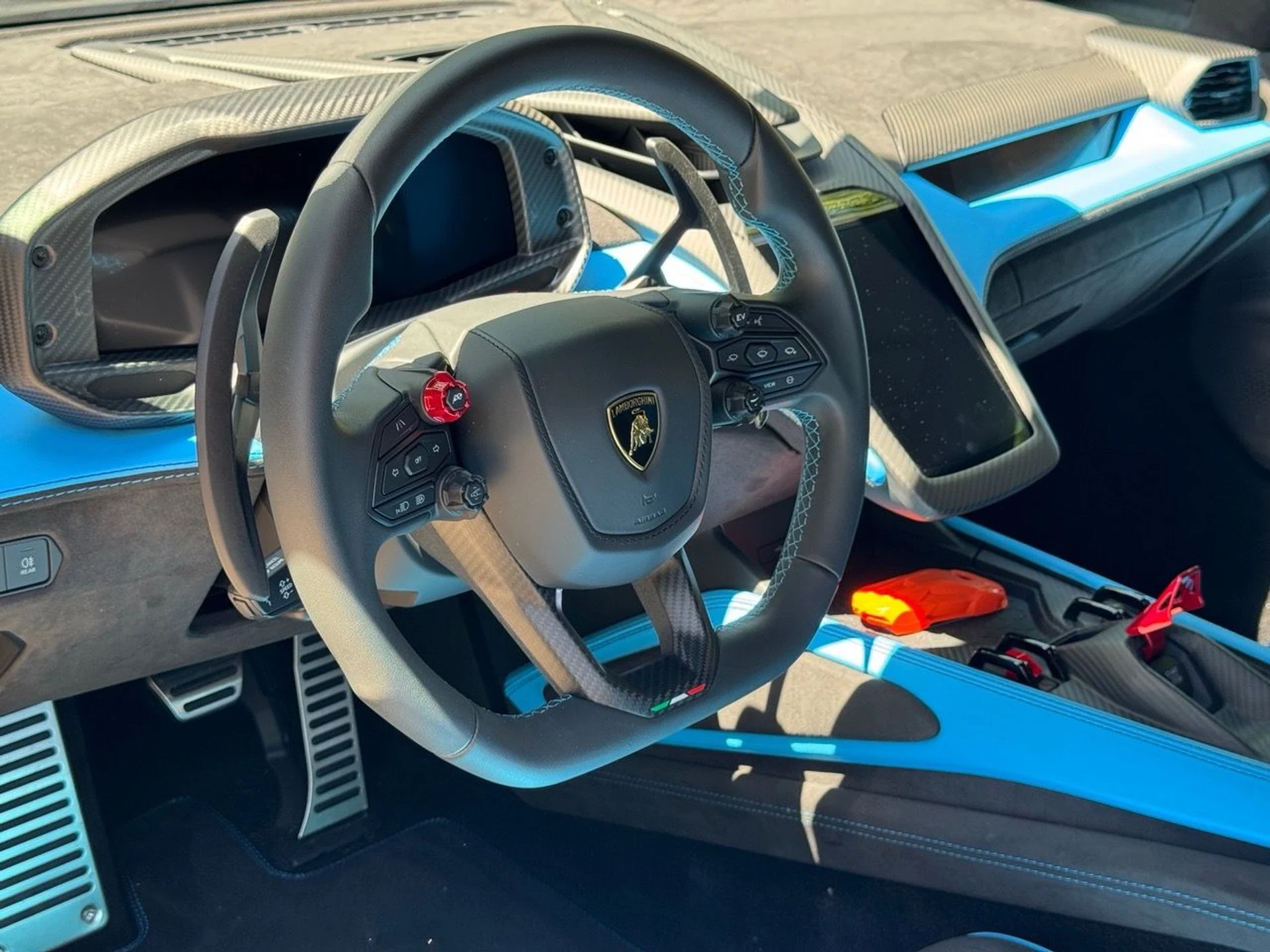 mph014_2726913746_Used_2024_Lamborghini_Revuelto_1778796224_7248e37c80