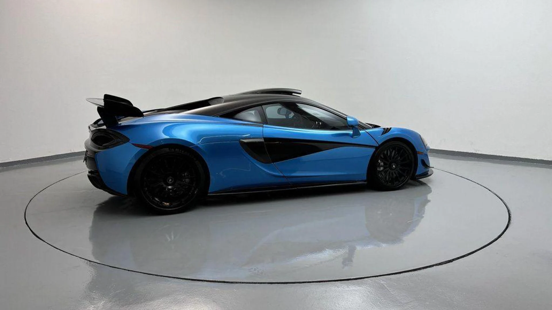 mph014_2727700529_D4_N_Llg_W_Xv8pqenqj_V7va9b_Yk_DBY_a21df0551e