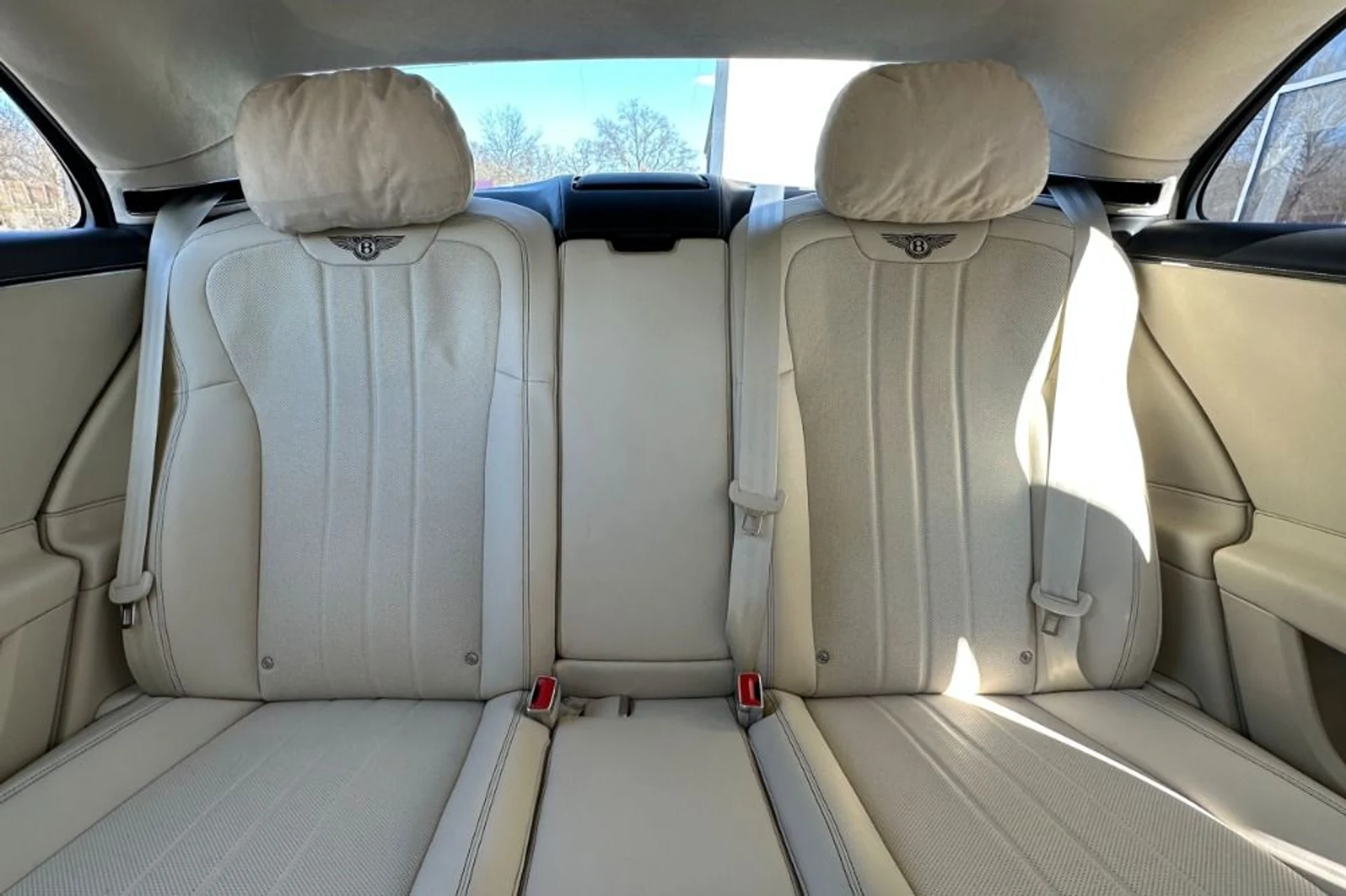mph014_2728070996_New_2026_Bentley_Flying_Spur_1776258247_6630679b4a