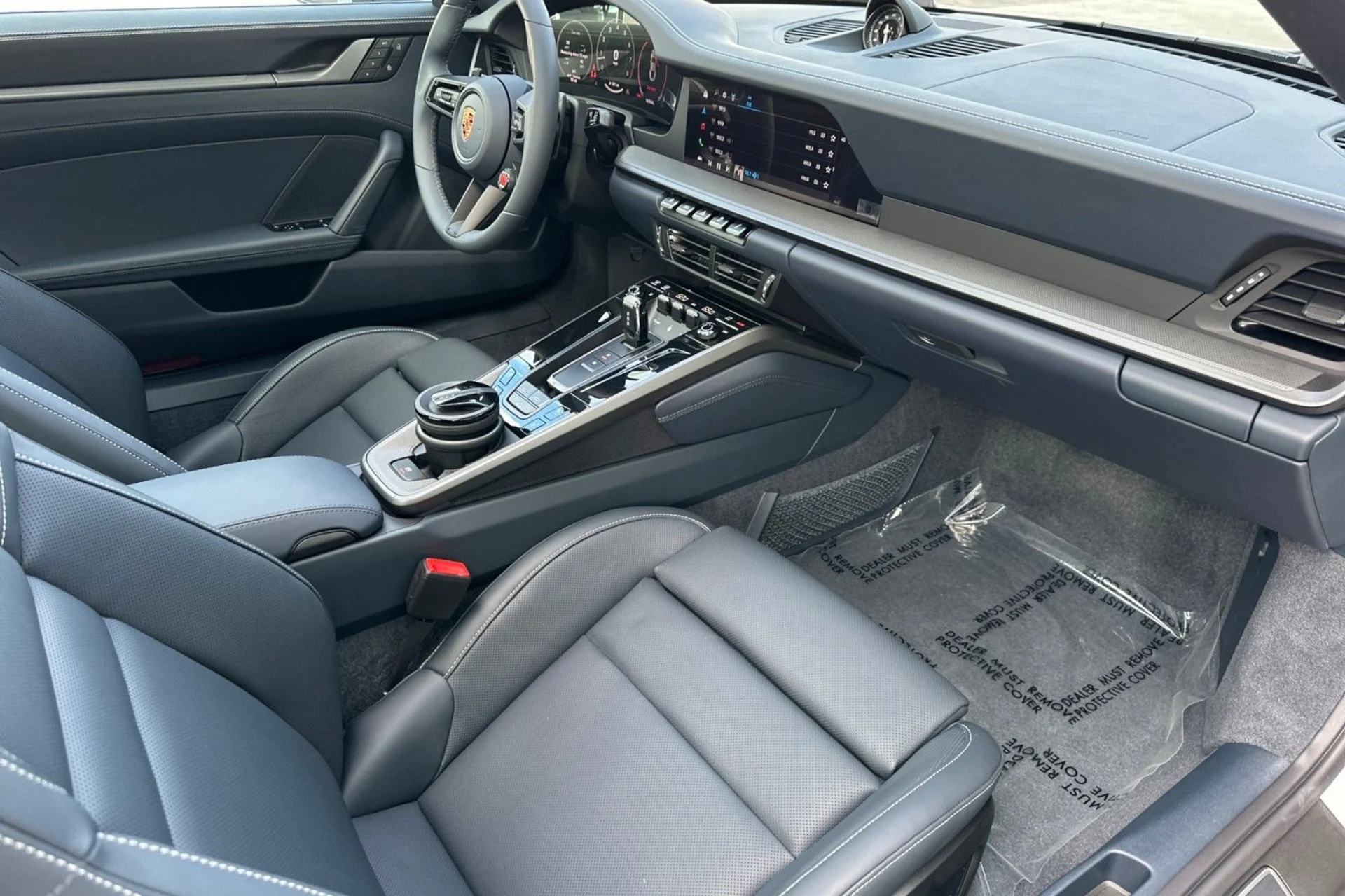 mph014_2736610190_39ab2a7fc125727d95f51351ff99c36f_3e93ca3f5f