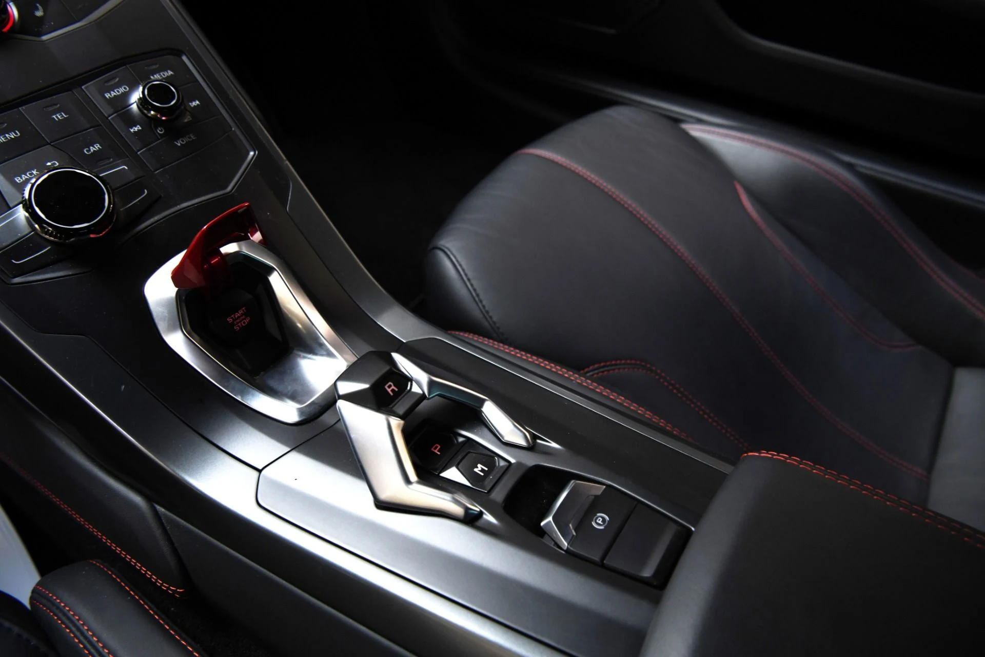 mph014_2742164843_Used_2018_Lamborghini_Huracan_LP_580_2_1758056418_3b5b63db72