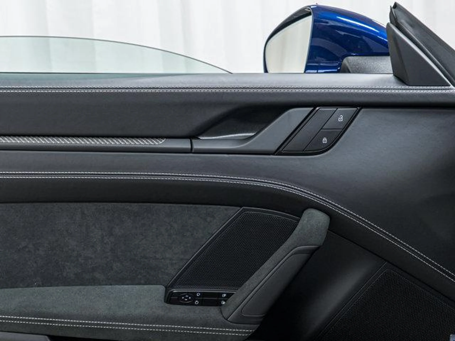 mph014_2745337254_Z_Pbrum_Chg_SY_Nf_Egnzpe_TNZ_6_Rmi_Y_92628809f5