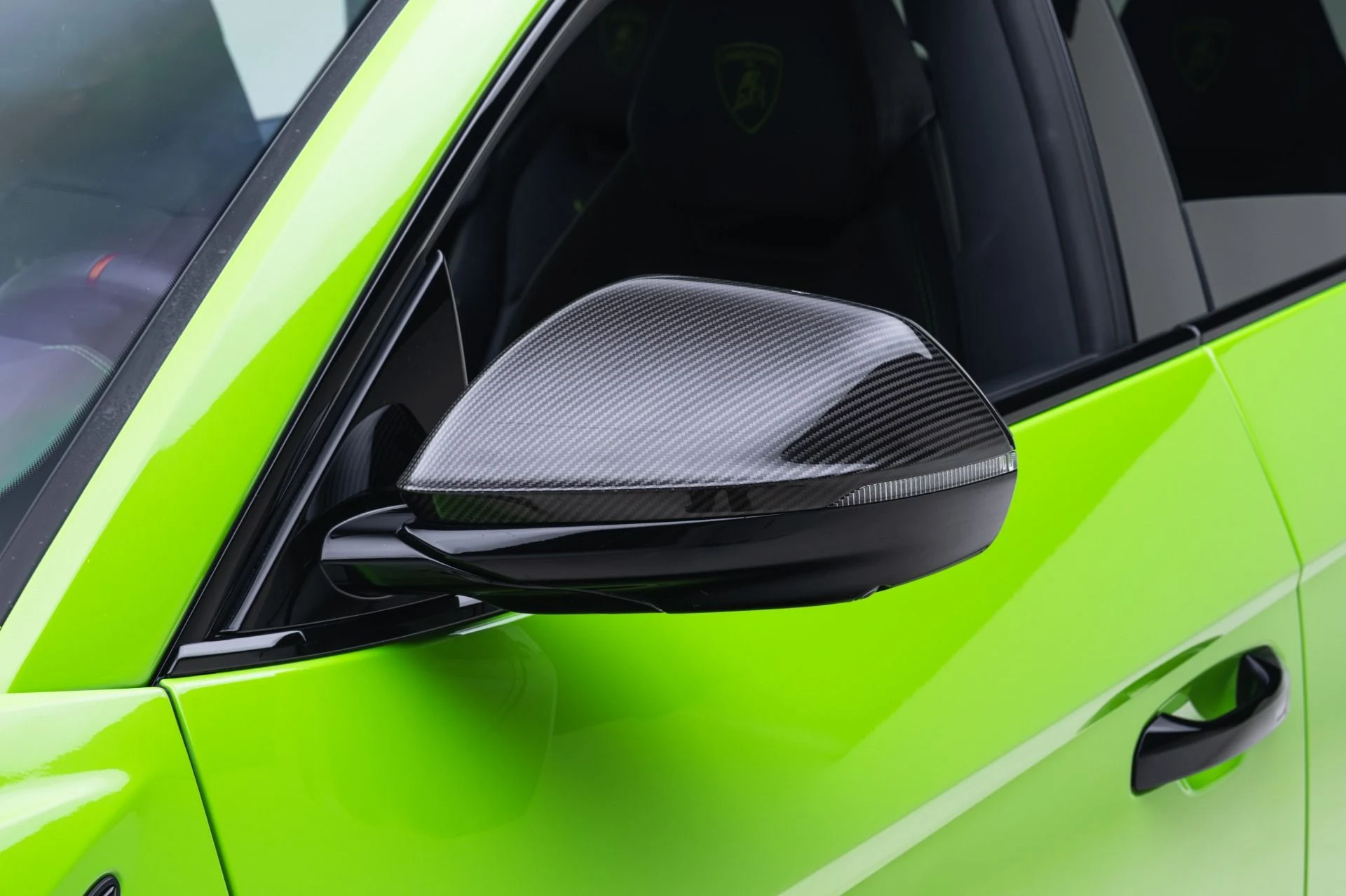mph014_2745669839_Used_2023_Lamborghini_Urus_Performante_1779121057_2d41ec4d72