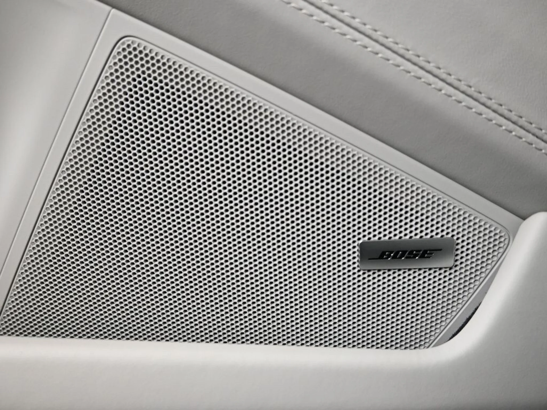 mph014_275506691_0f77bf337a8f92f9ba5d58be25ce758dx_d2993e1475