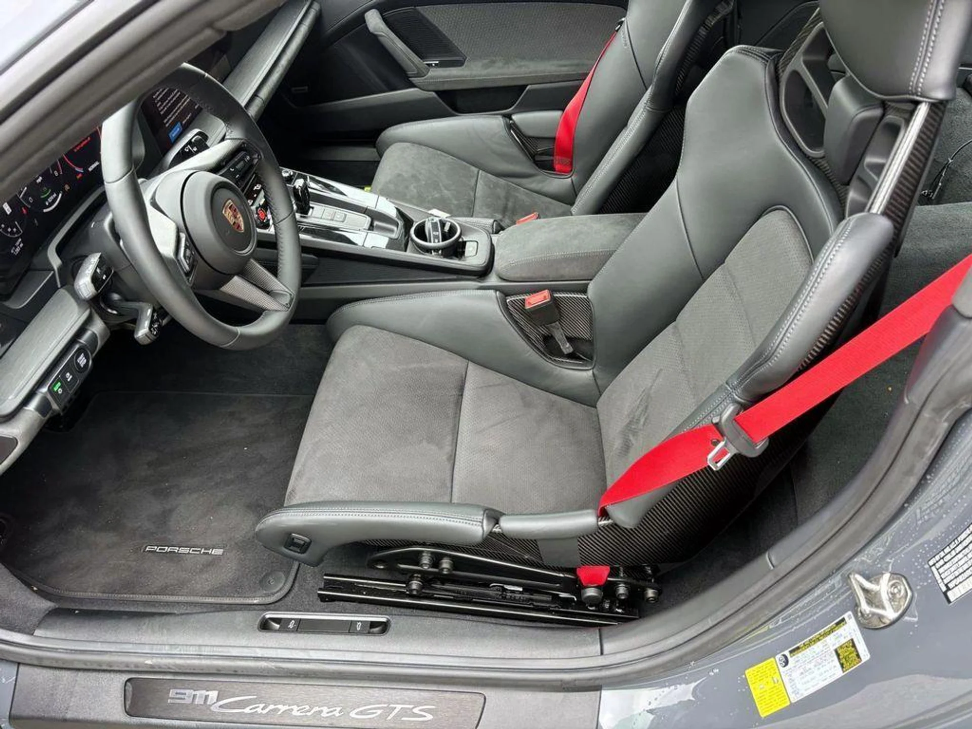 mph014_2755724212_G_Kg_GP_5_A22db51i2pg6_St_V_Dsz_K_Xc_bb0b57df45