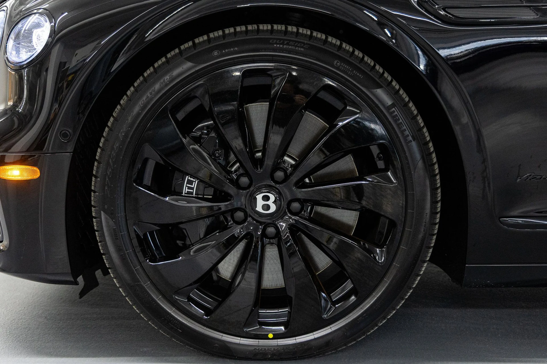 mph014_2757858253_be6f8519fa5542e1a45e2bb7e90e1b19x_d6addd6091