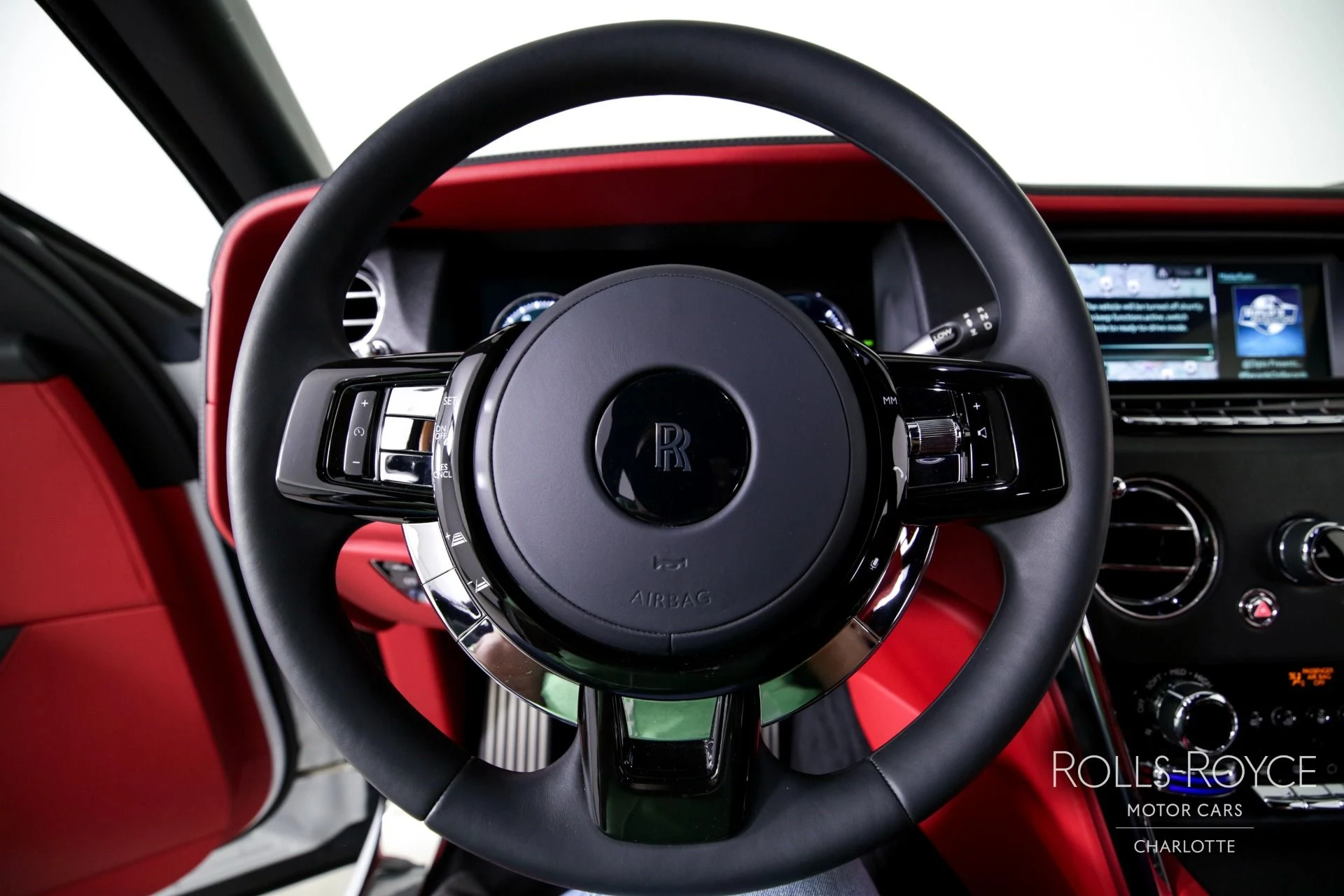 mph014_2762979582_Used_2023_Rolls_Royce_Cullinan_1744926218_872370d77d