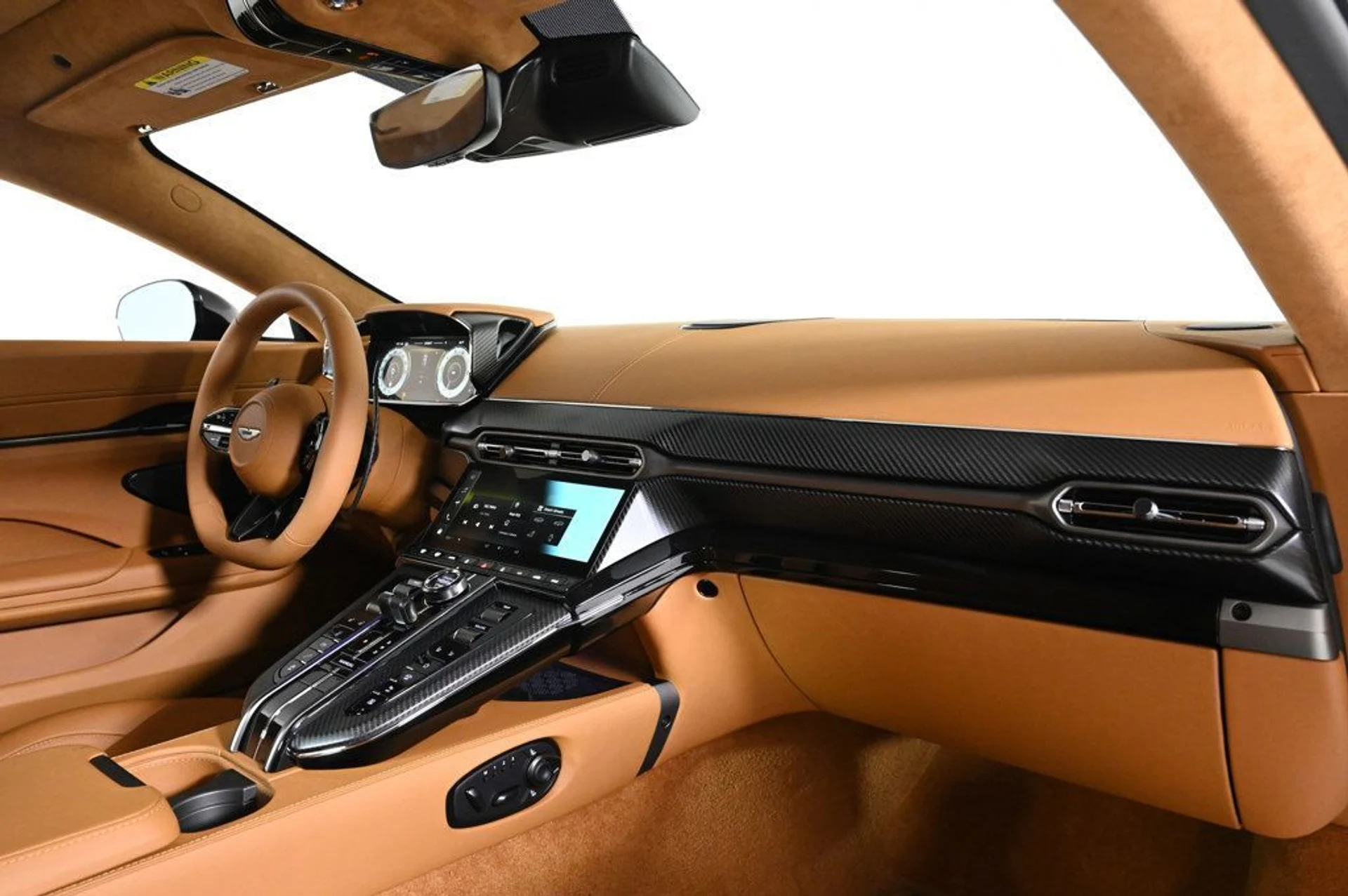 mph014_2769370046_new_2026_aston_martin_vantage_11350_22933587_14_1024_a46d80790d