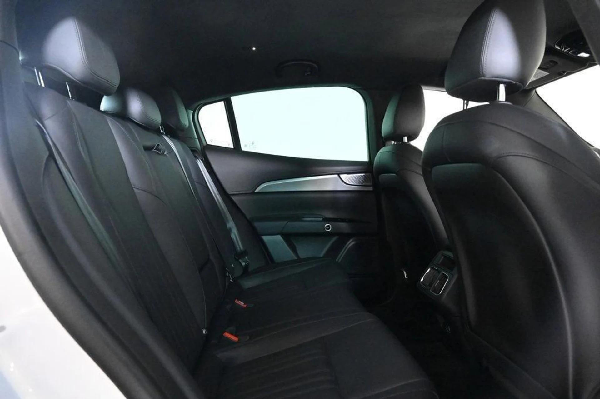 mph014_2777170454_0cea116038b64e0589a052a8ea627fd8_38b7800c22