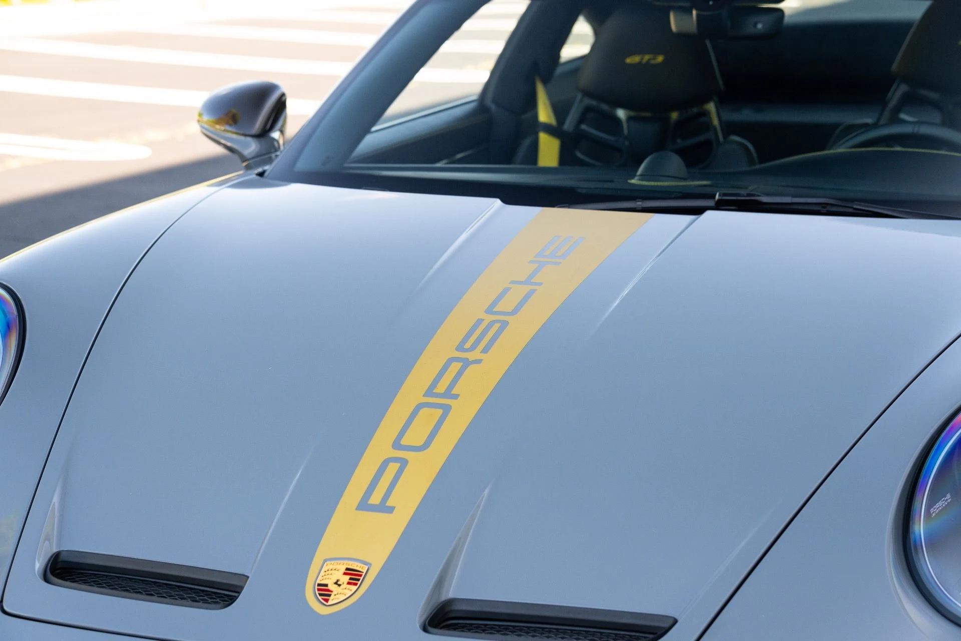 mph014_2778239186_Used_2023_Porsche_911_GT_3_1777402484_ec970b53cd