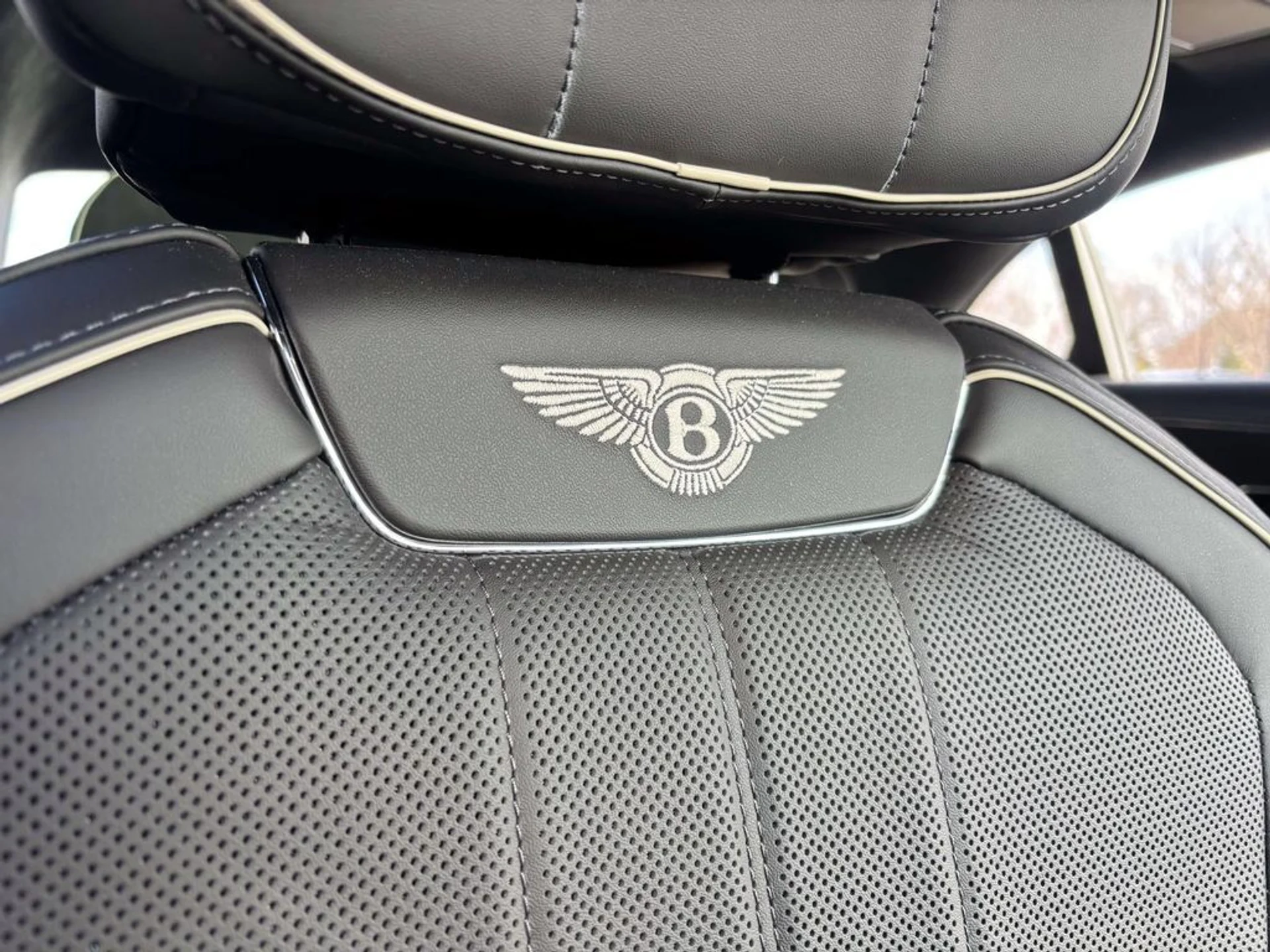 mph014_2780562288_378fc2909bd97a149c931cd2d307a123x_b2f7494abe