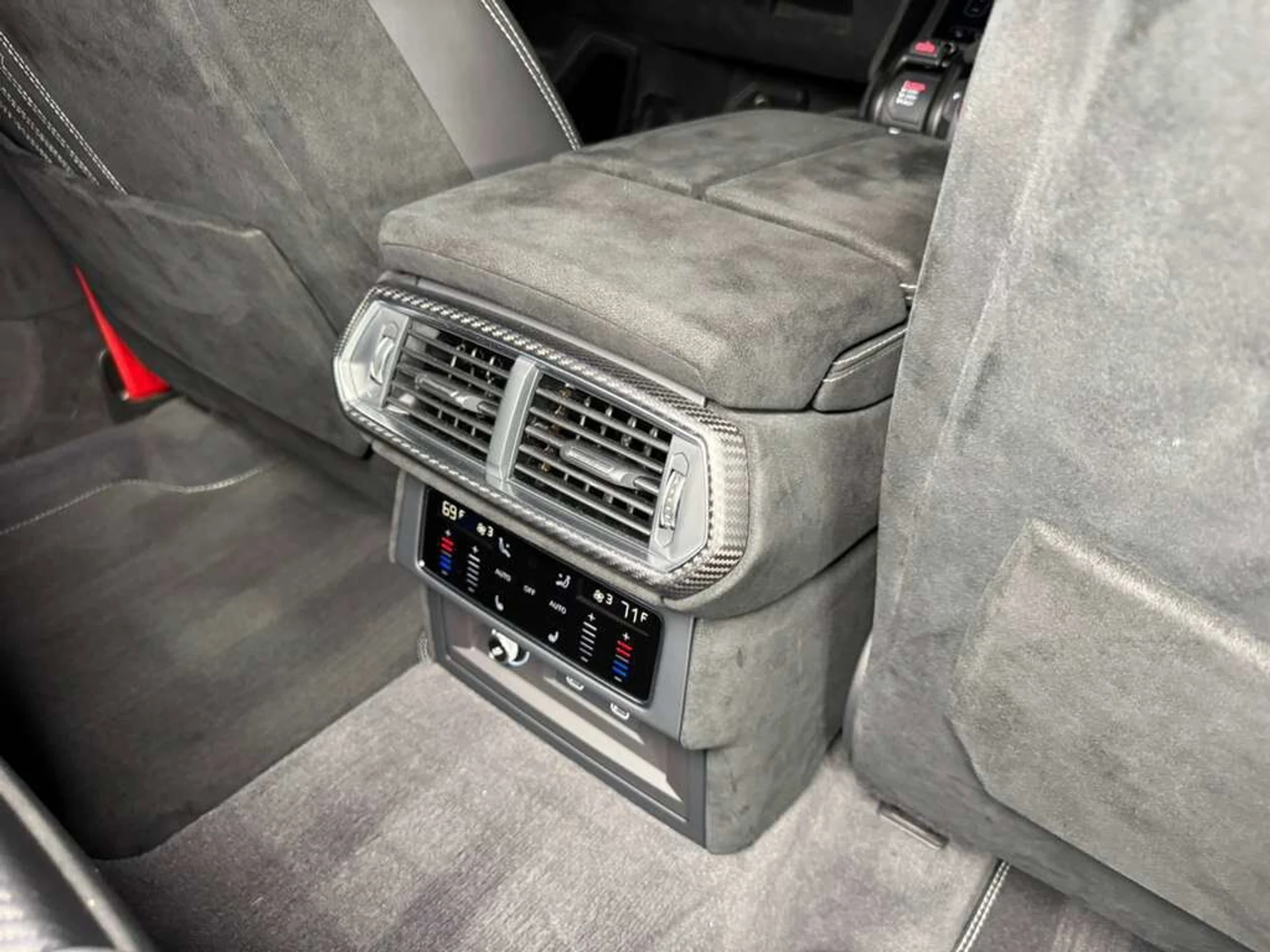 mph014_2783712297_24fcaf5b9e1e8f7df59a0bb7a23dae74_4606bcb46b