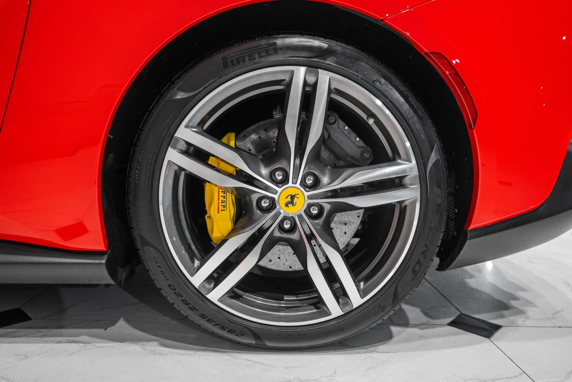mph014_278473168_Used_2019_Ferrari_Portofino_1780718714_a165ff664a