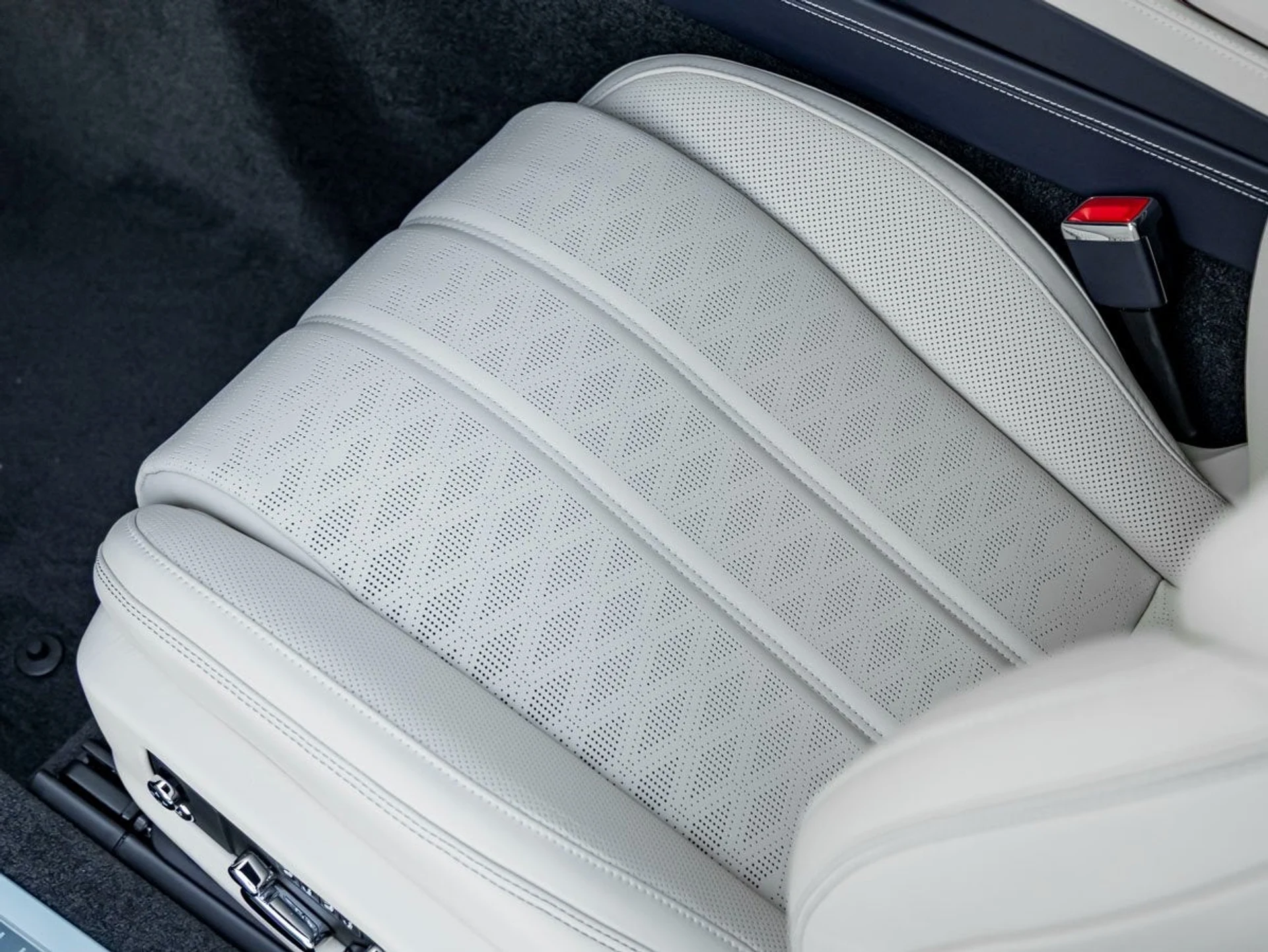 mph014_2792315078_15_fcf5a9a0d4