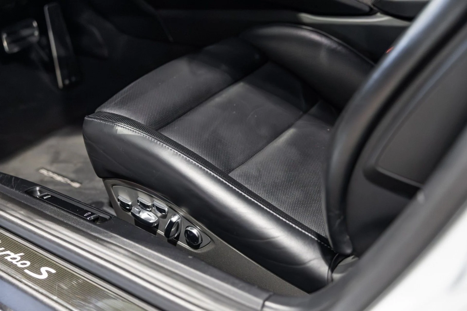 mph014_2792851738_g_Q_0aa7a2e78b