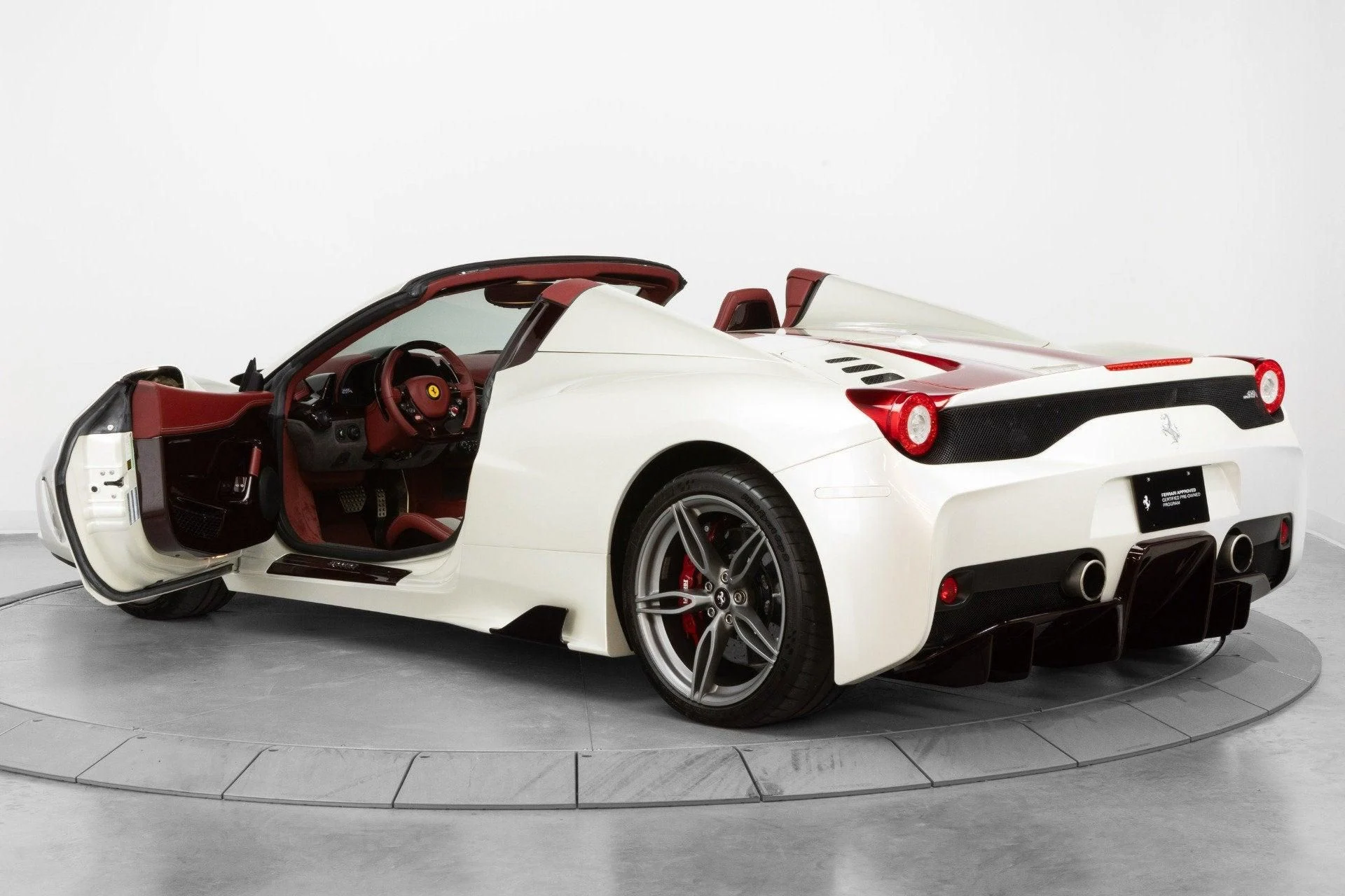 mph014_2794663657_Used_2015_Ferrari_458_Speciale_A_1782465295_20143e9a8b