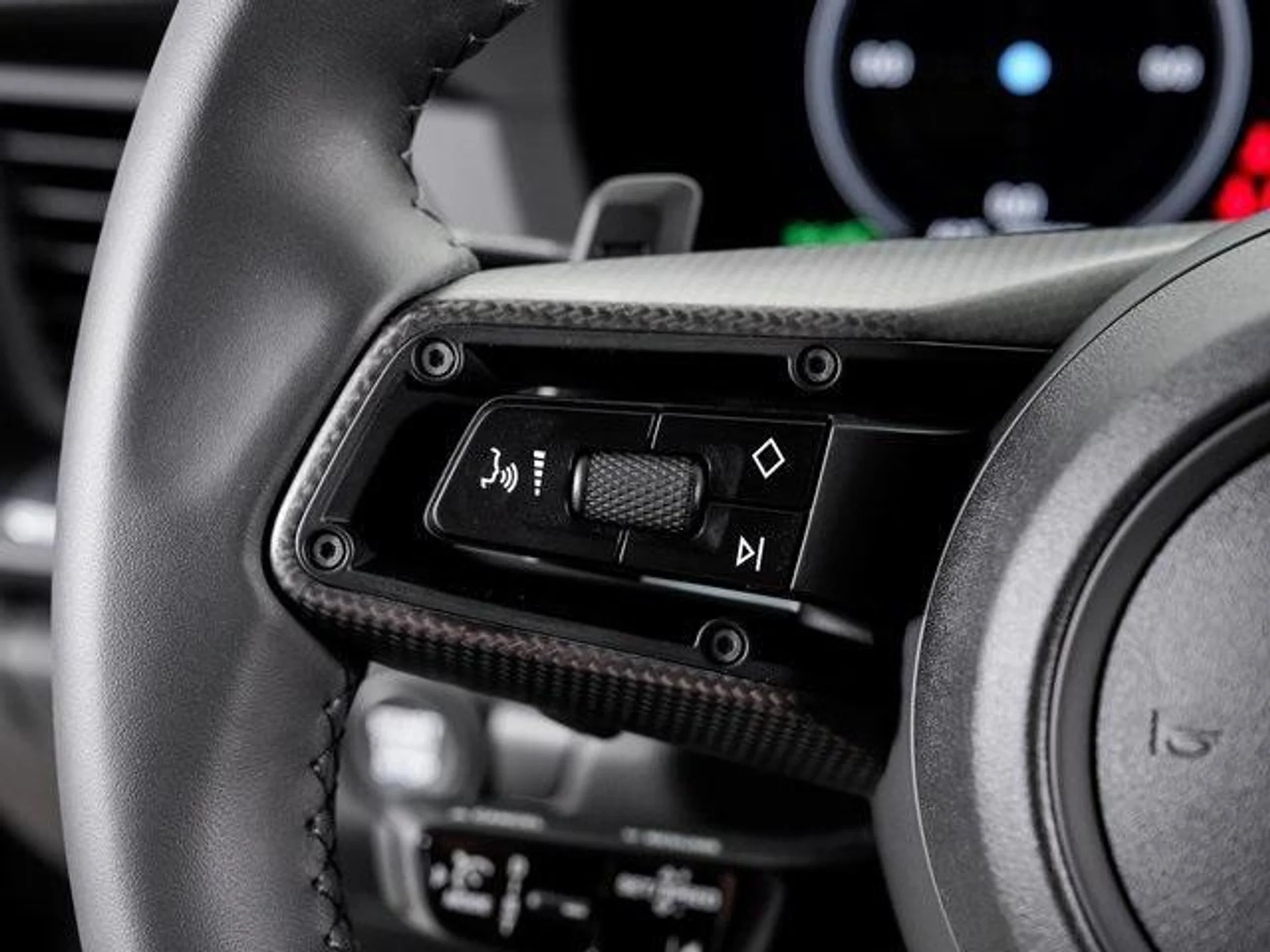 mph014_2805204305_BM_Rtxk1u_L_Mr01d_Ps_QZ_3_H6u_A_Tc_A_2ecccaa22b