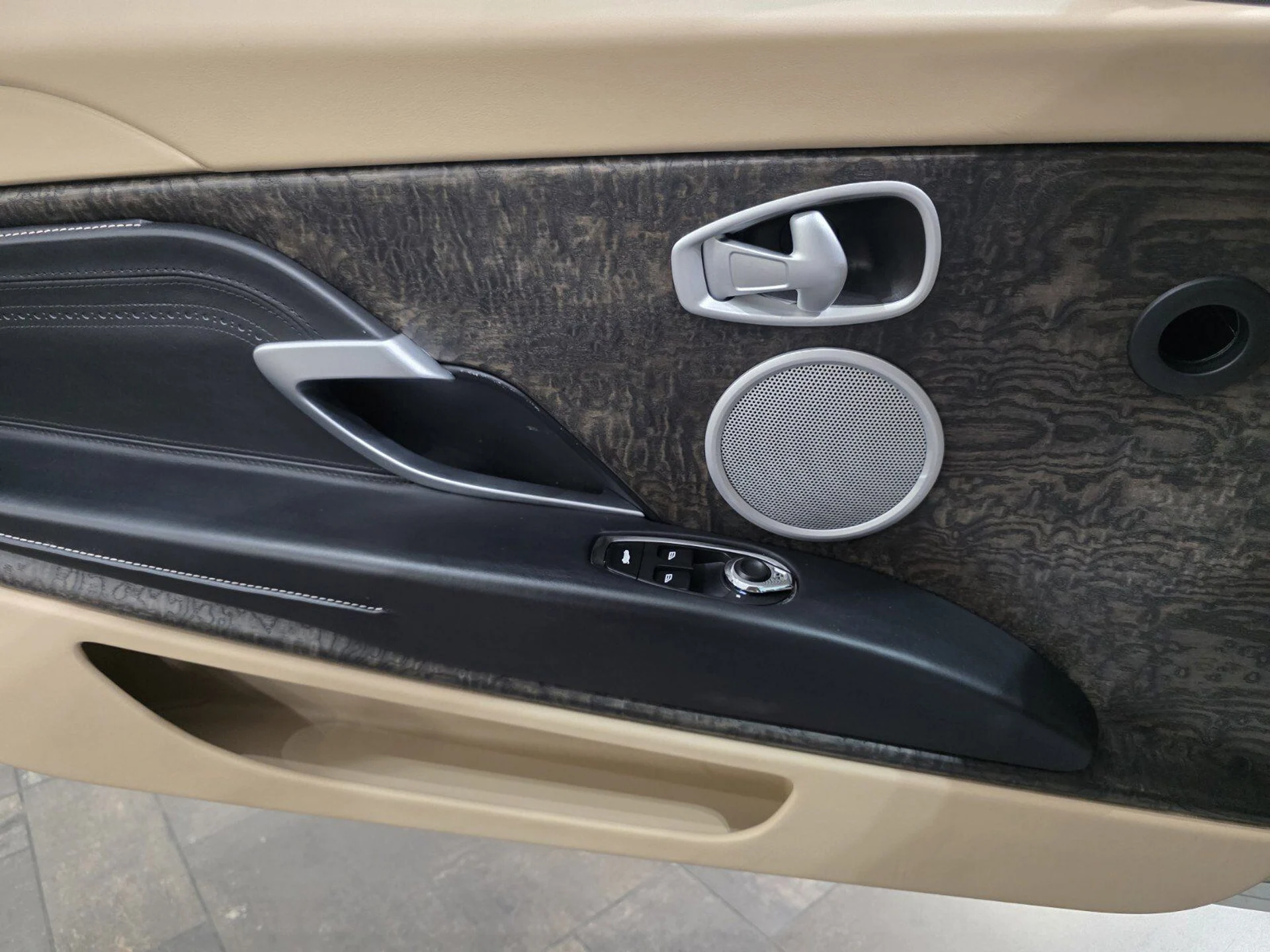 mph014_2806441375_d55fc972f0e885d2cb48ec1c8ff3c658_d4430efeaf