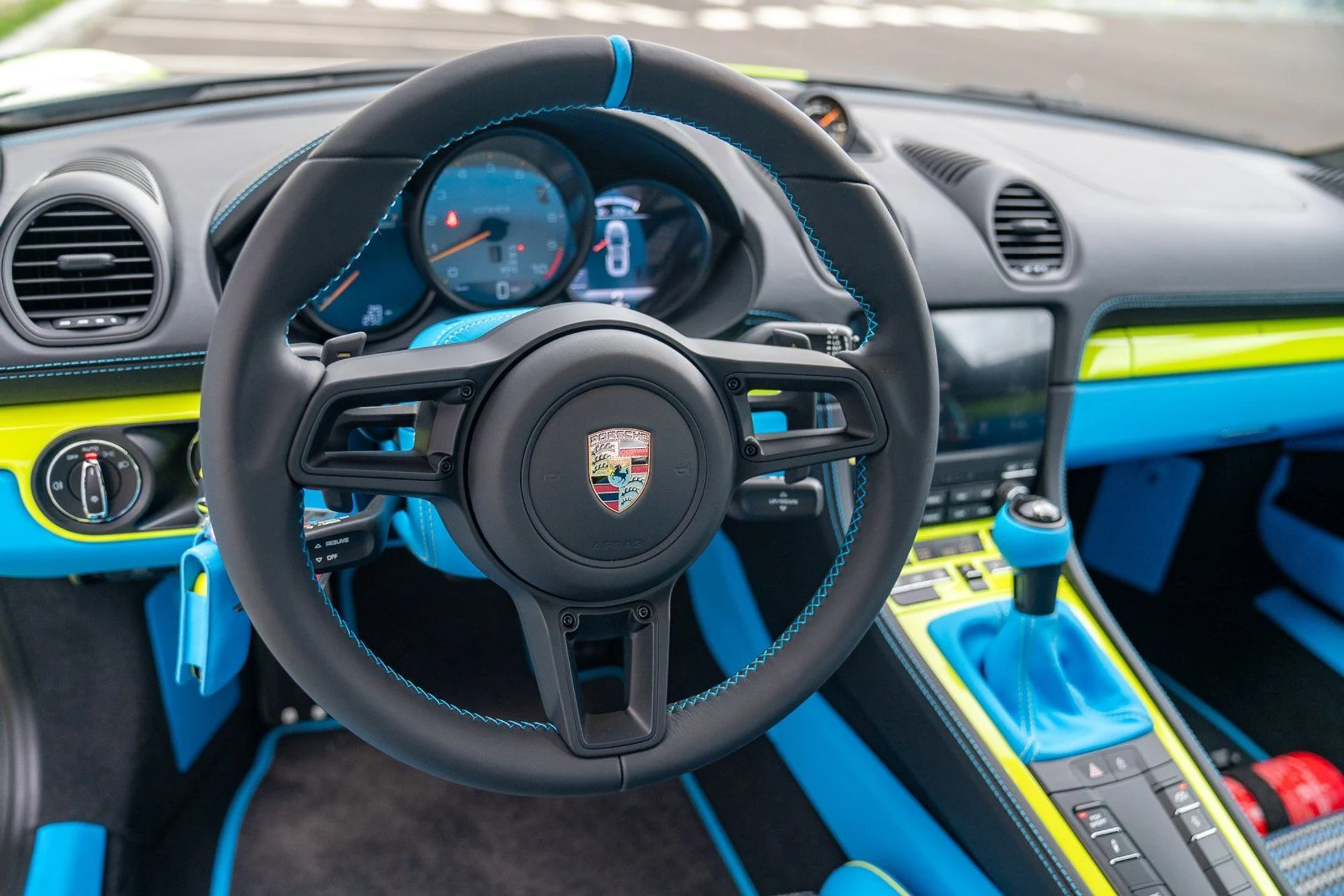 mph014_2807920474_fe4d032e3fb7046f349348f84883e108x_6a2df325ec