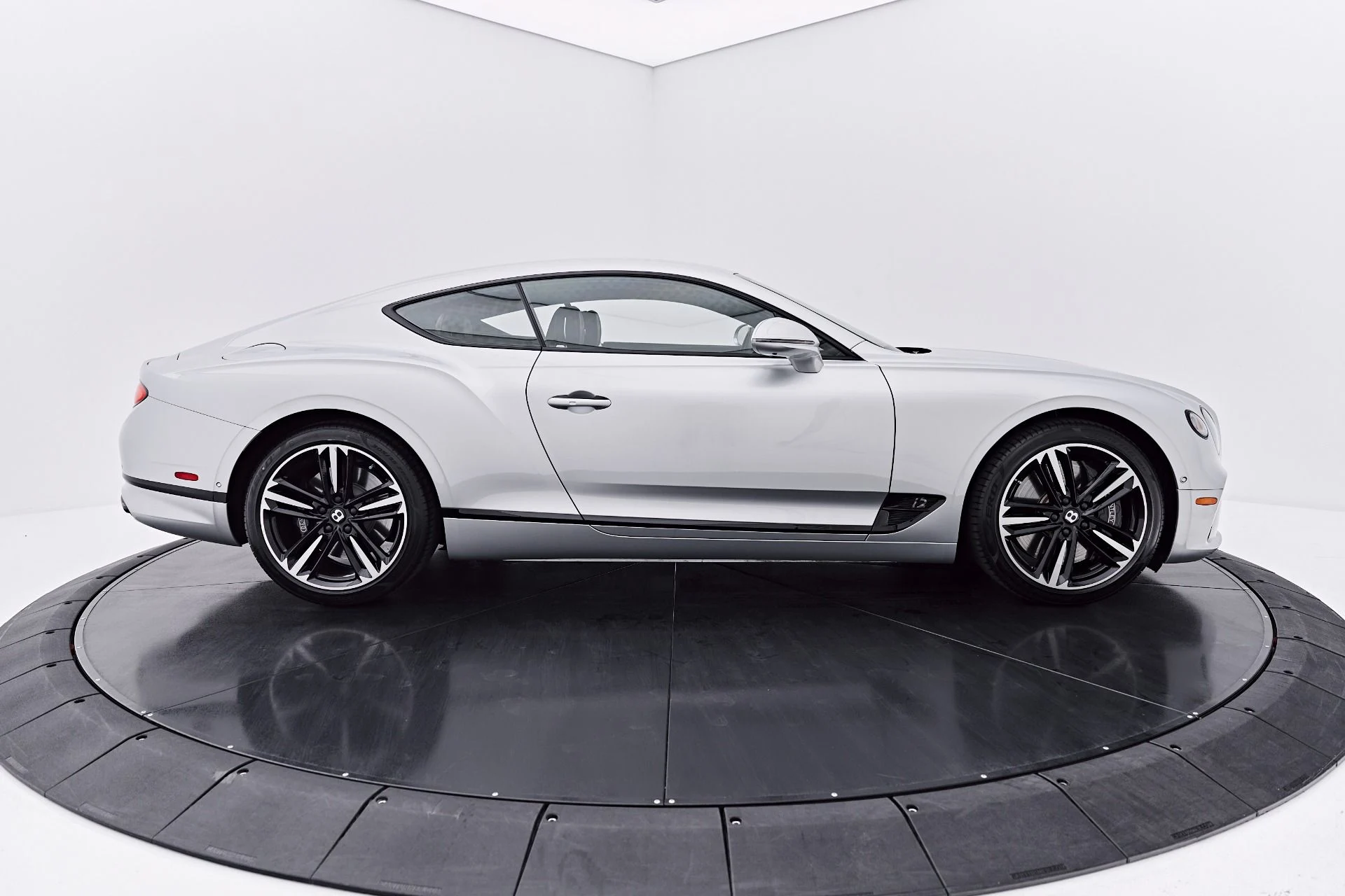 mph014_2810358640_Used_2020_Bentley_Continental_GT_1787356748_b68e4c7d8c