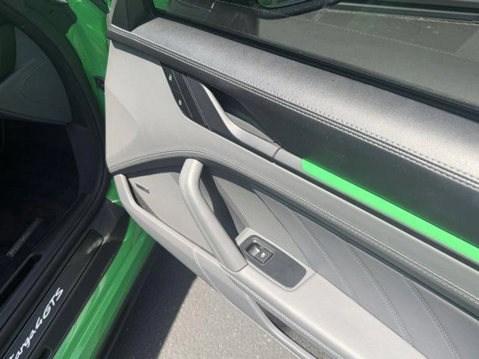 mph014_2810422709_4_J_63y8_BTO_5w_Mj_Ygh_Ofqw_JY_9r_V0_b8affea78d