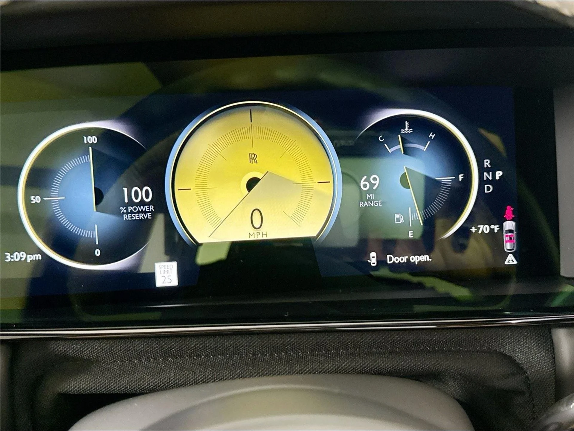 mph014_2817890324_b8a9cd94102cd8cd31ab273583985182_630820bf94