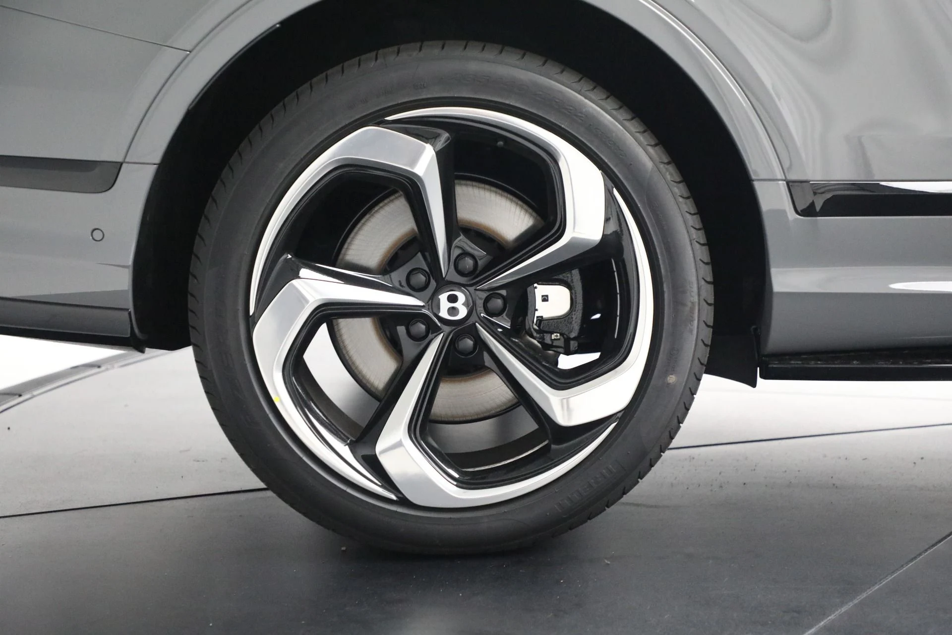 mph014_2822089859_New_2024_Bentley_Bentayga_S_V8_7492e34518