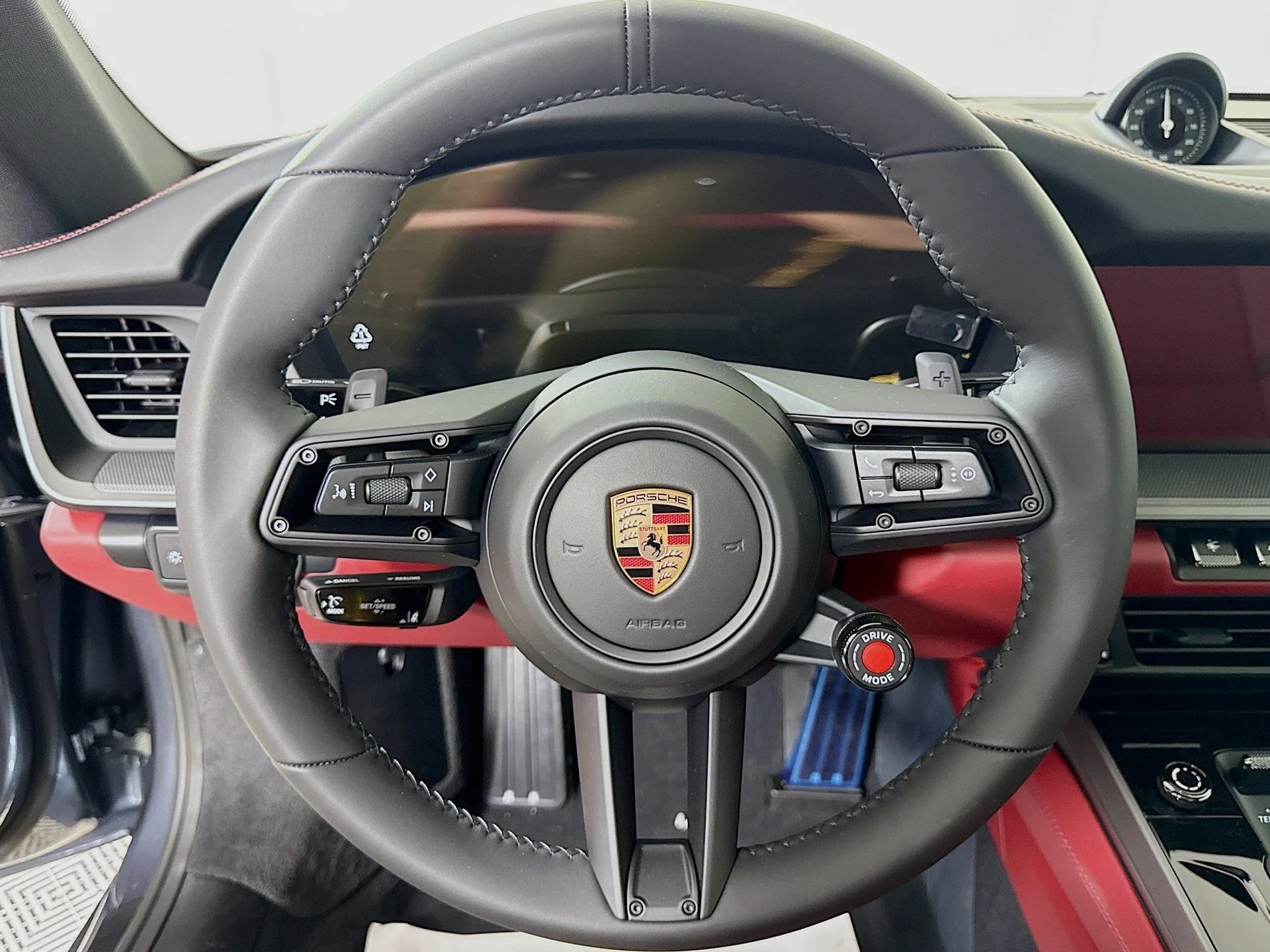 mph014_2824899401_3a2c0845a666016fe0681b79c9bc9ba9x_e23a6fa2e3